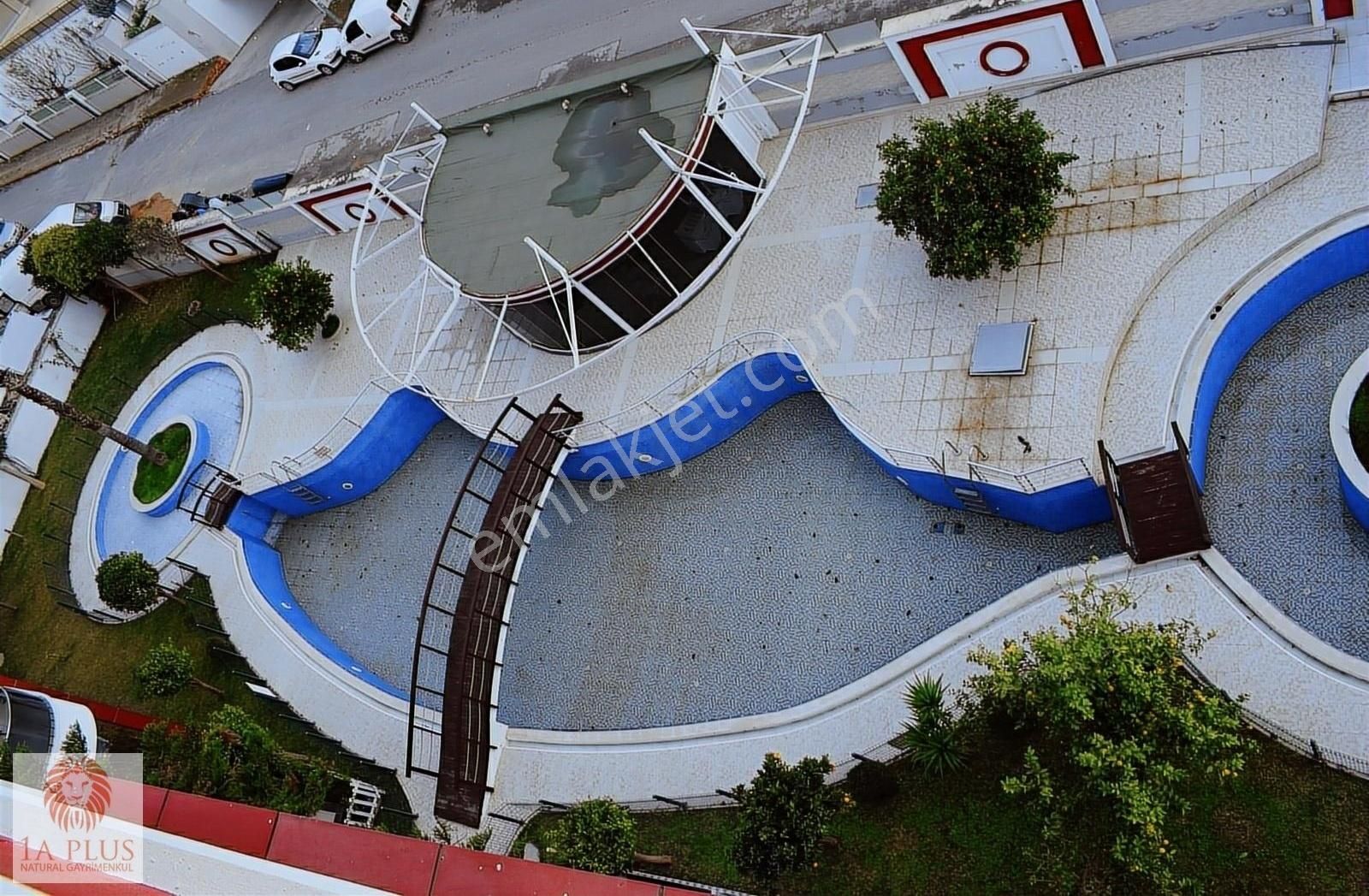 Konyaaltı Uncalıda Güvenlikli Site İçinde 450m2 5+2satılık Daire