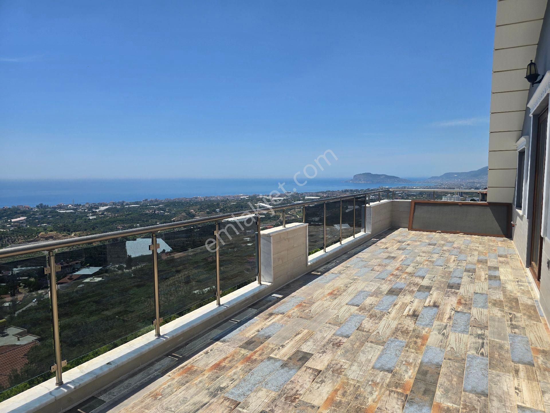 Alanya Kestelde Satılık 1000 M2 Arsa Alanlı Özenle Yapılmış Villa - Görsel 13