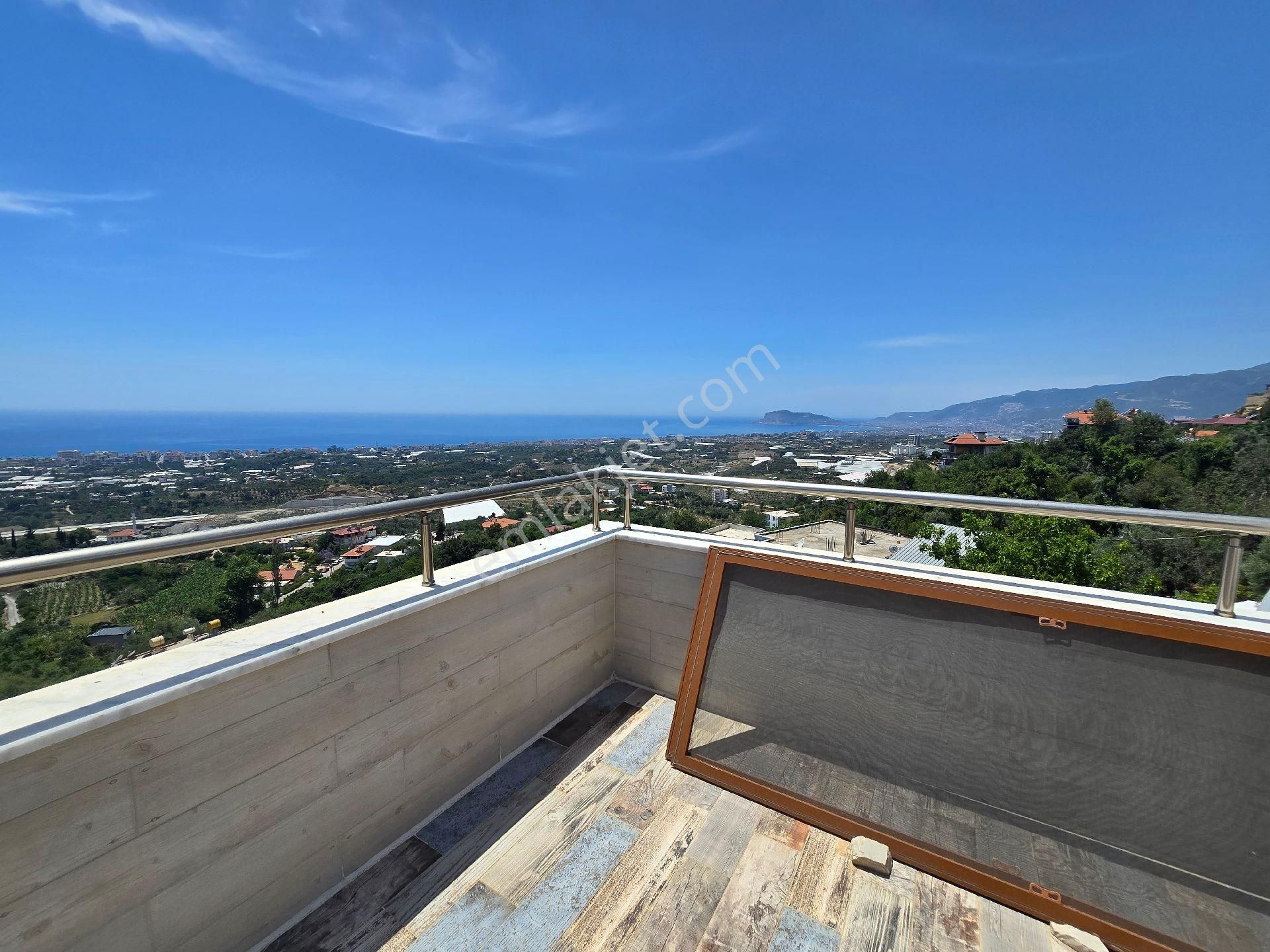 Alanya Kestelde Satılık 1000 M2 Arsa Alanlı Özenle Yapılmış Villa - Görsel 18