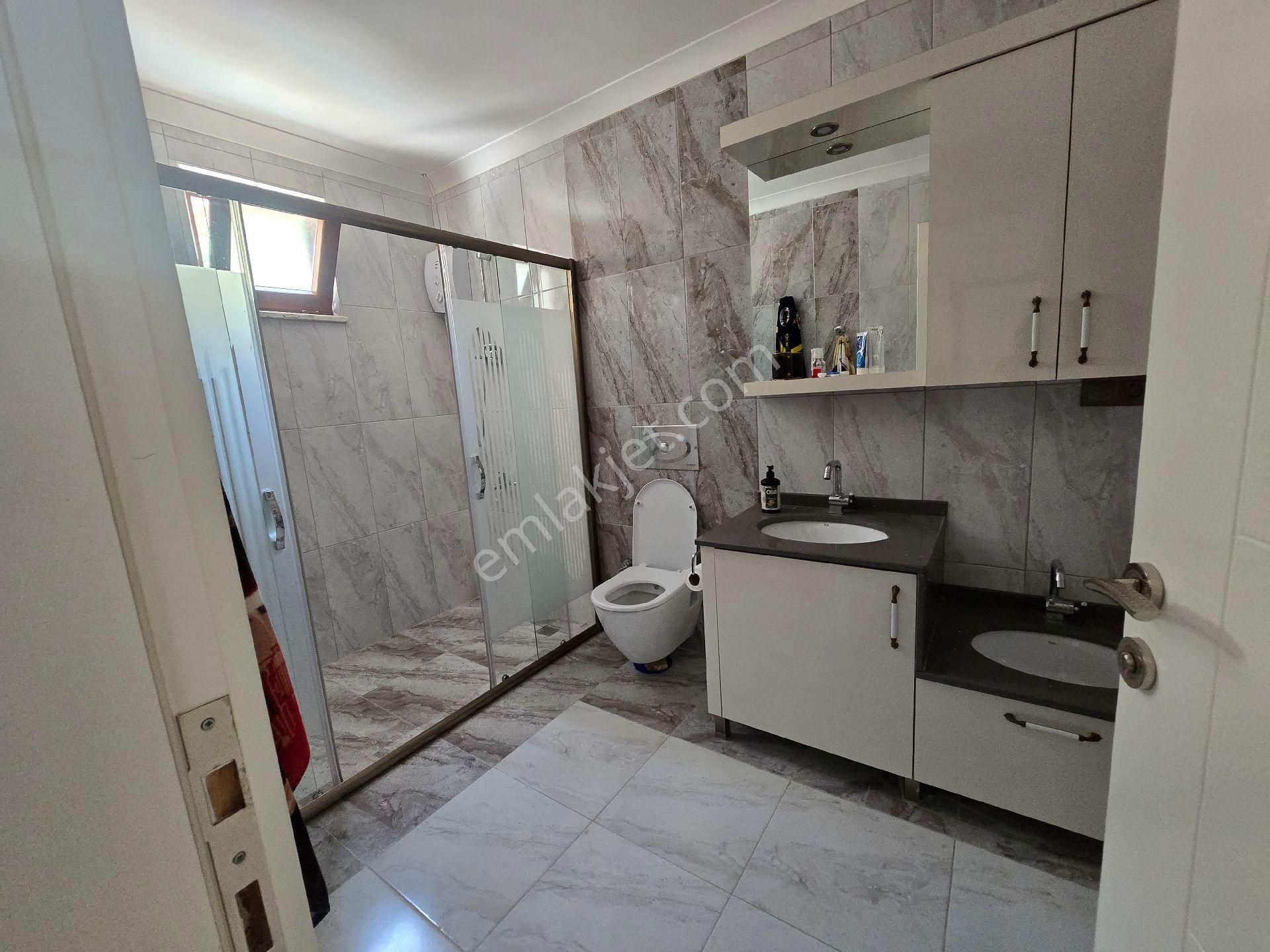 Alanya Kestelde Satılık 1000 M2 Arsa Alanlı Özenle Yapılmış Villa - Görsel 8