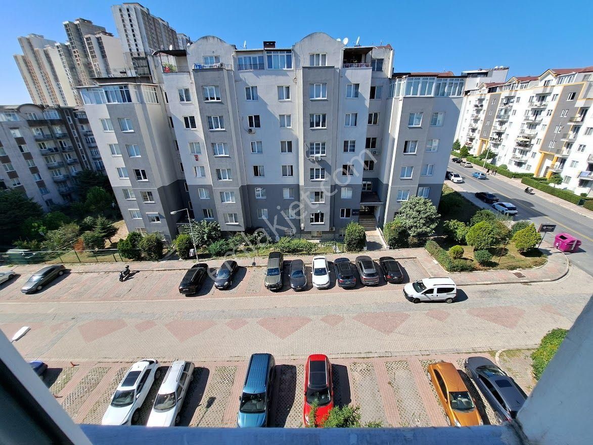 Polat Emlak'dan...cadde Üzeri - Satılık 3+1 Arakat Daire