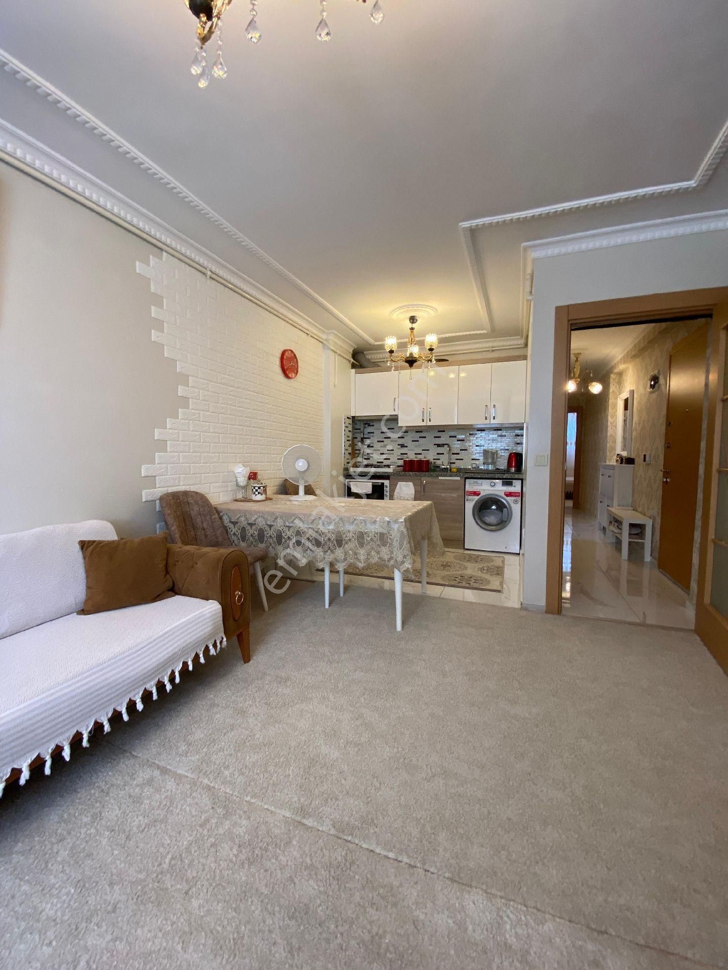 2+1 80 M² Eşyalı Satılık Altınşehir