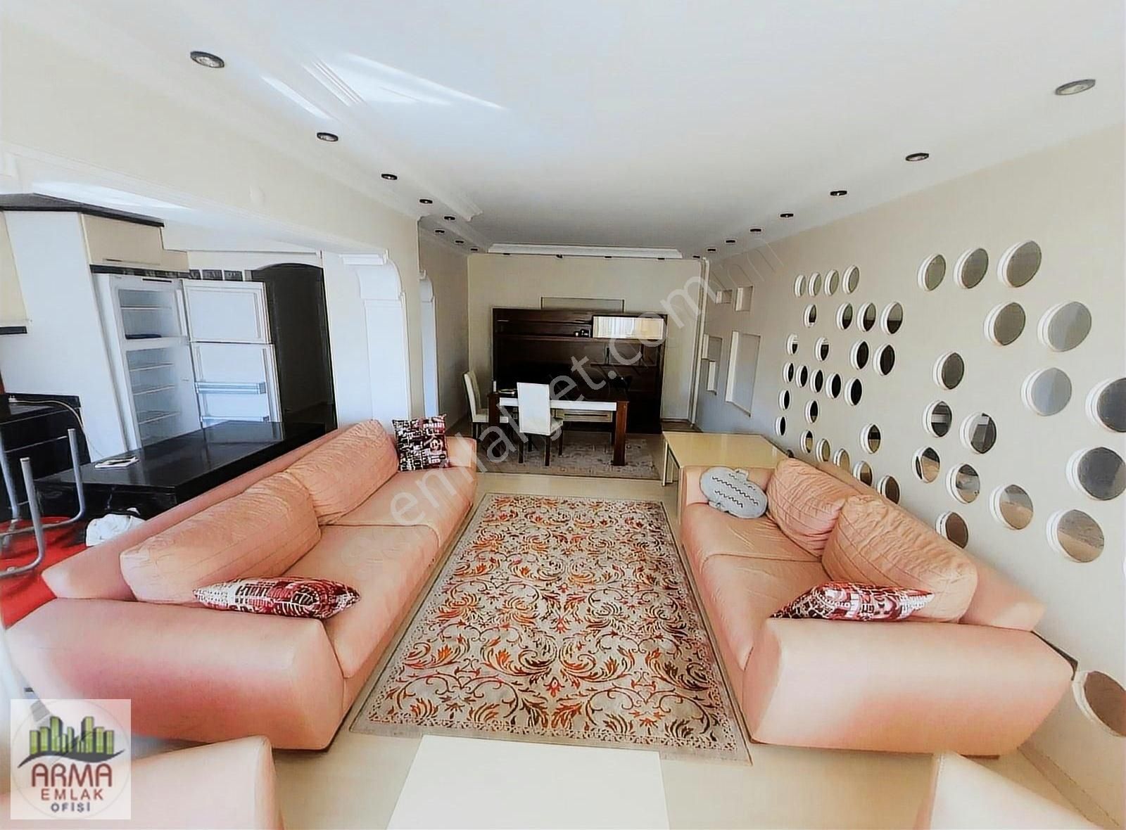 Salı Pazarı Ana Yola Cephe 3+1 Kiralık Eşyalı Daire