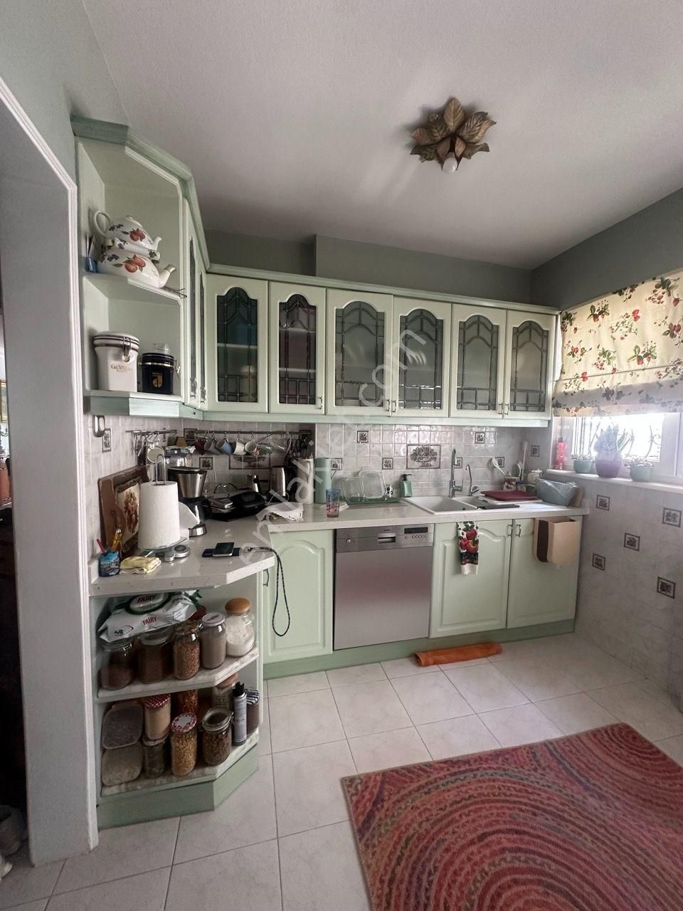 Kalamış Yat Limanı Karşısında Geniş 3+1 Yalı Daire Fırsatı - Görsel 4