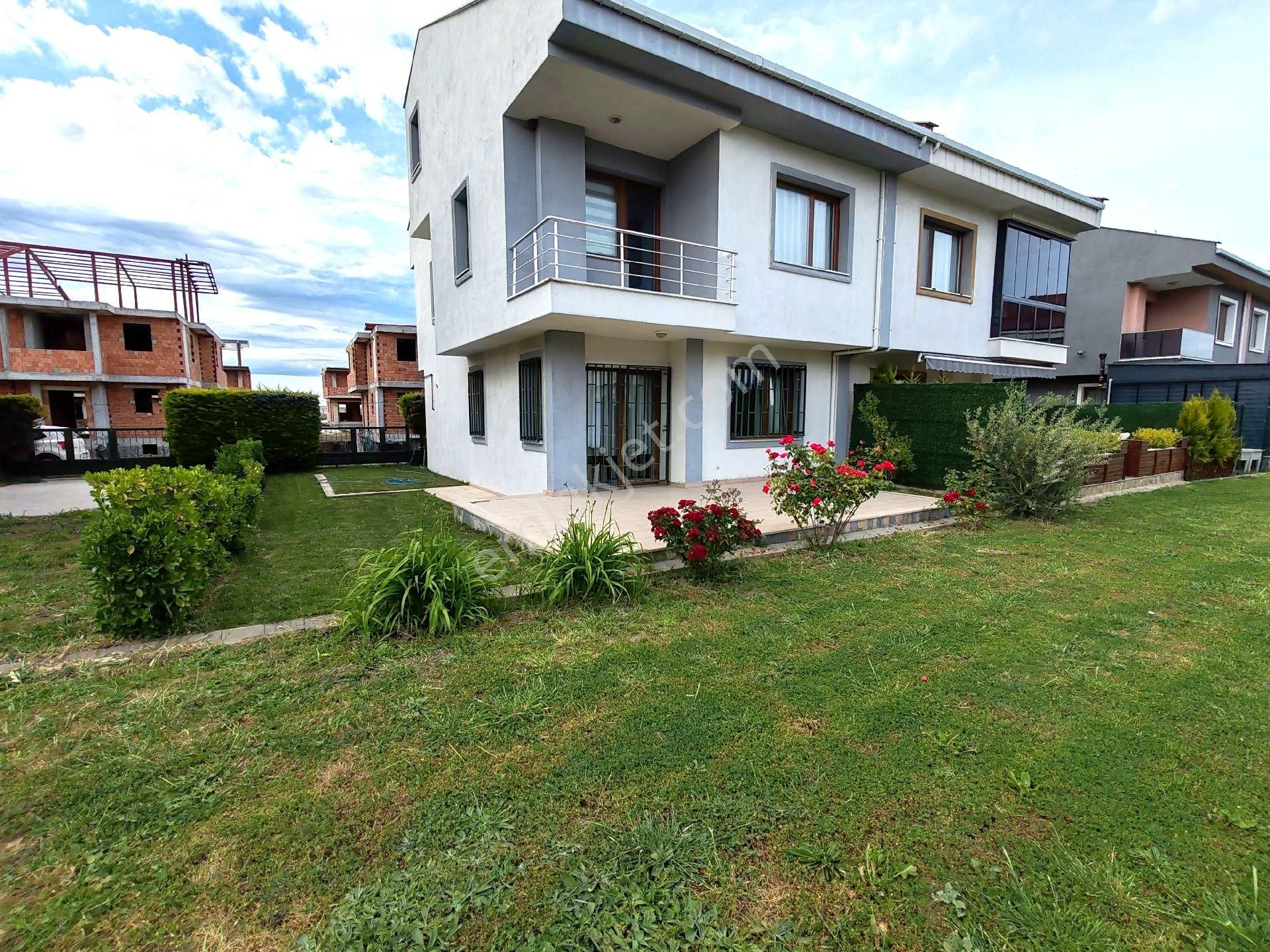 Silivri Sancaktepe Kiralık Villa