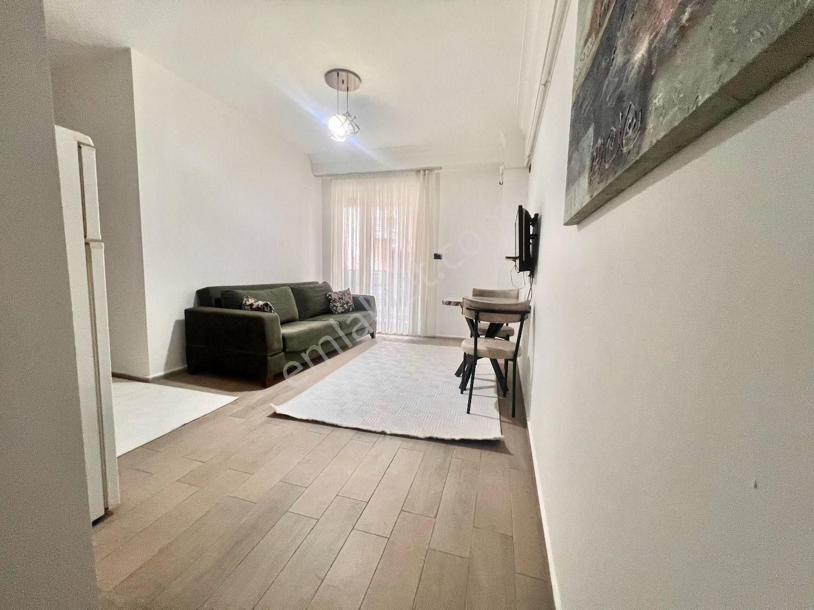 Saltakda Satılık 1+1 Arakat Balkonlu Lüks Apart