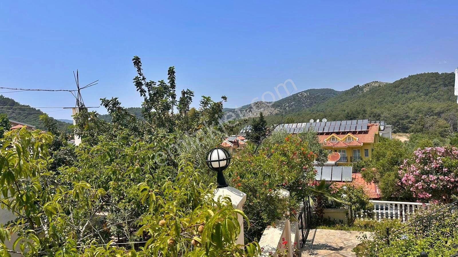 Hisarönü'nde Site İçerisinde Havuzlu Satılık 2+1 Fırsat Daire - Görsel 3