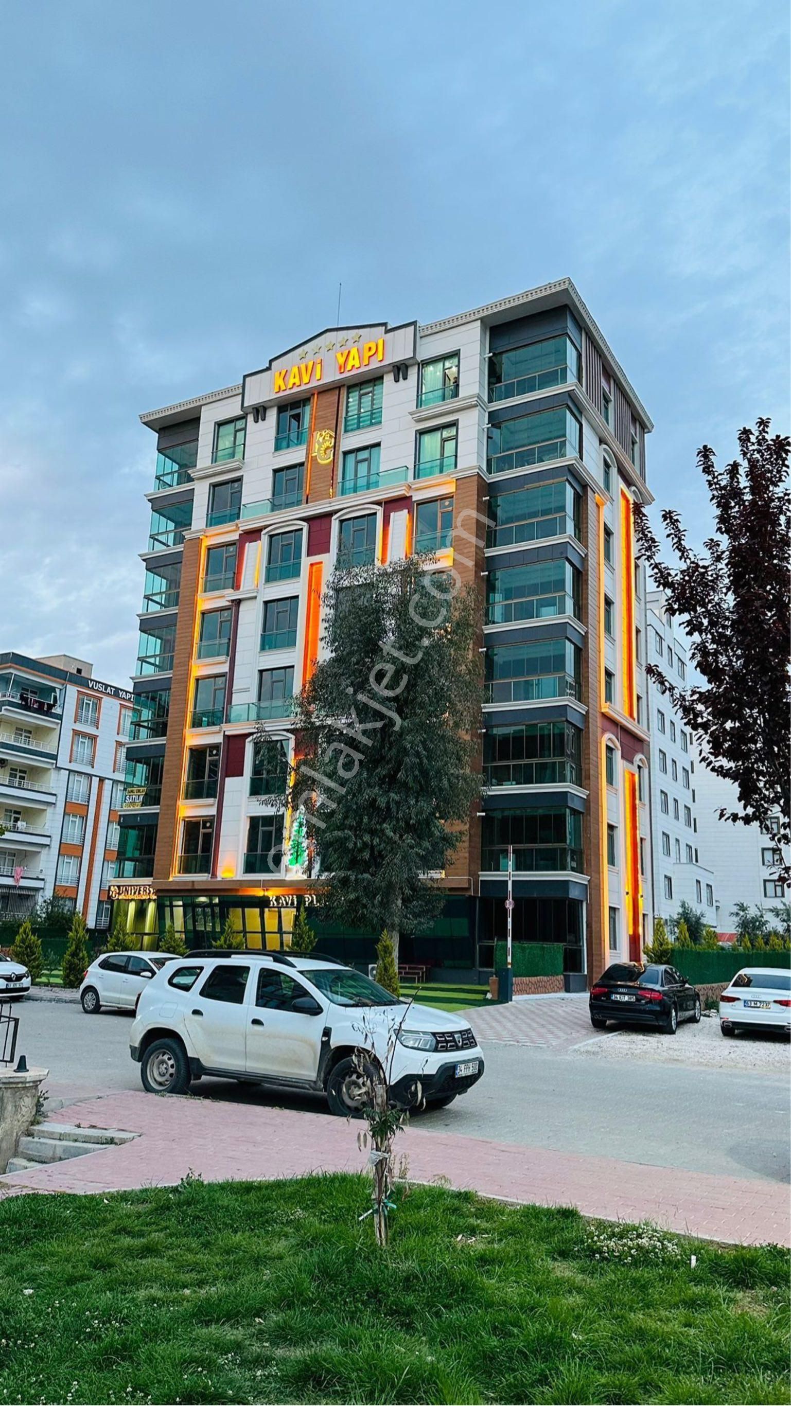 Urfanın En Kaliteli Malzemeli İşçilikli 4 Odalı Dairesi