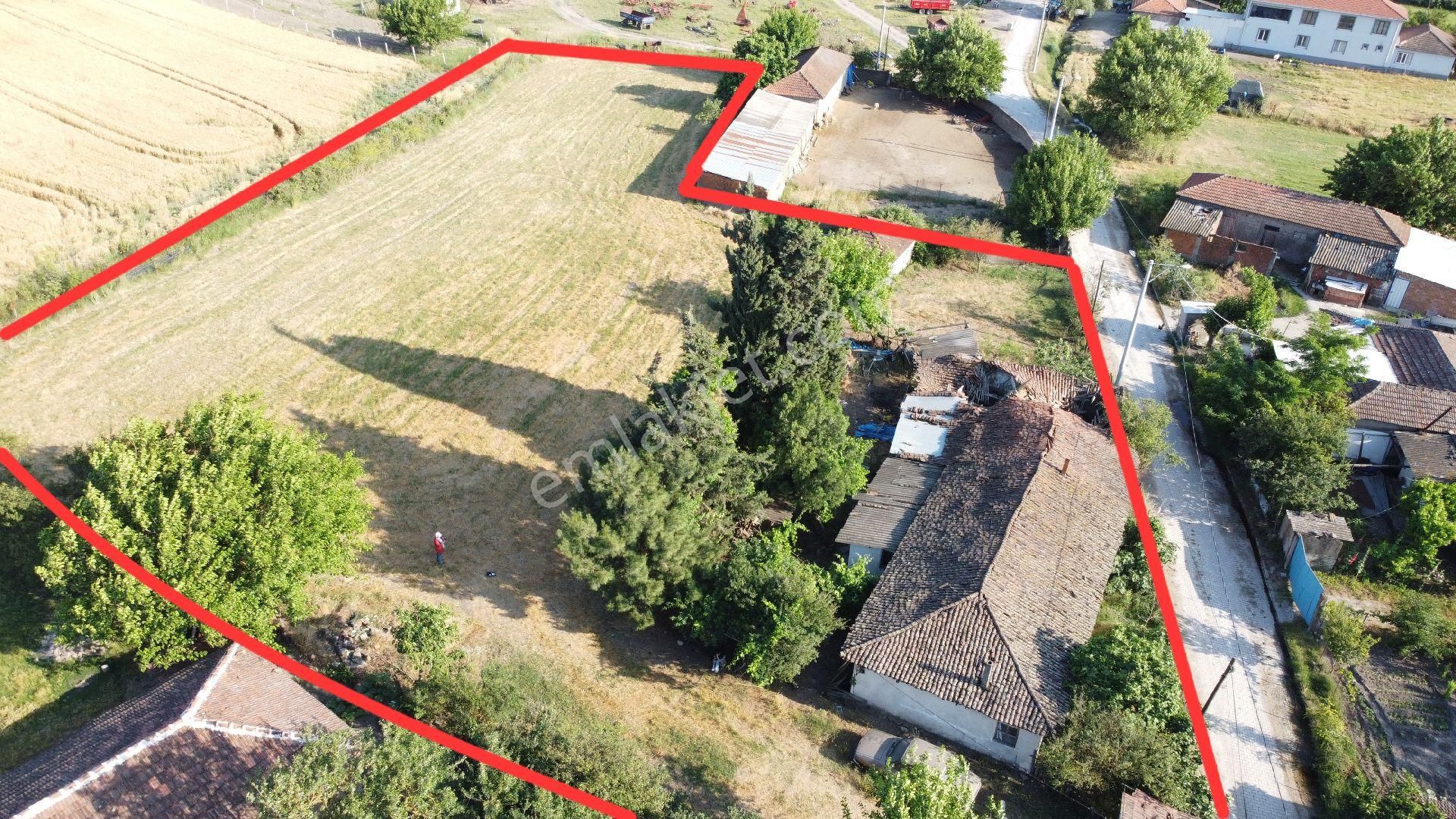 Manyas Çakırca Mahallesin'de Satılık 3.942 M2 Evimiz Ve Arsası - Görsel 3