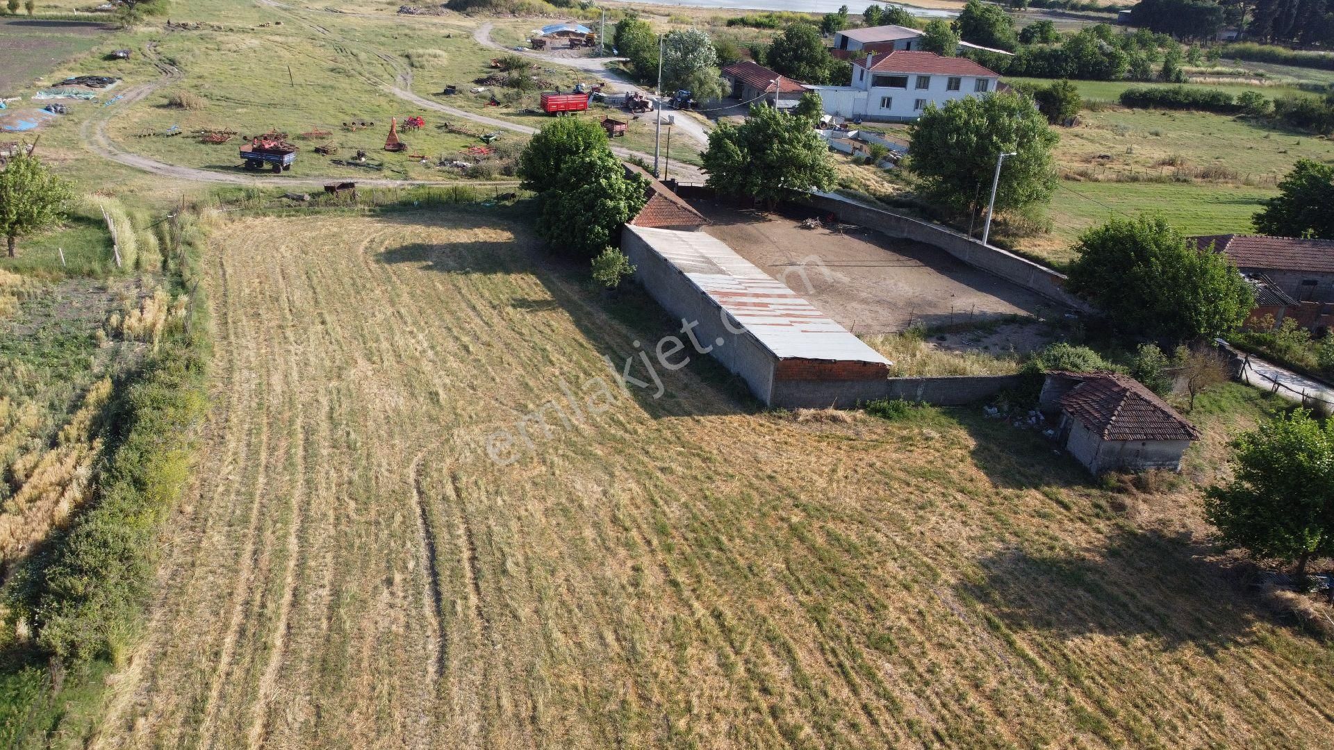 Manyas Çakırca Mahallesin'de Satılık 3.942 M2 Evimiz Ve Arsası - Görsel 16