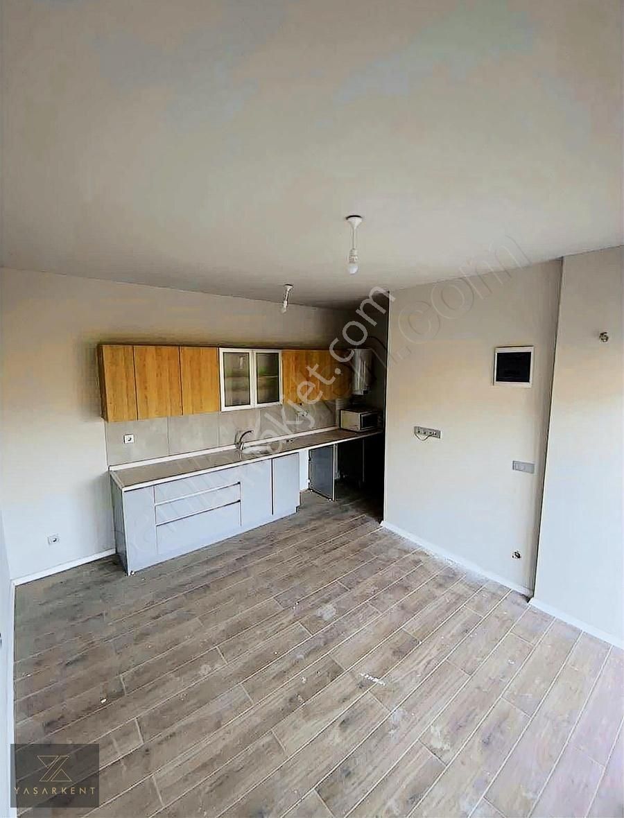 Dorya Suıtes 1+1 Havuz Manzaralı Daire Yaşarkent'ten