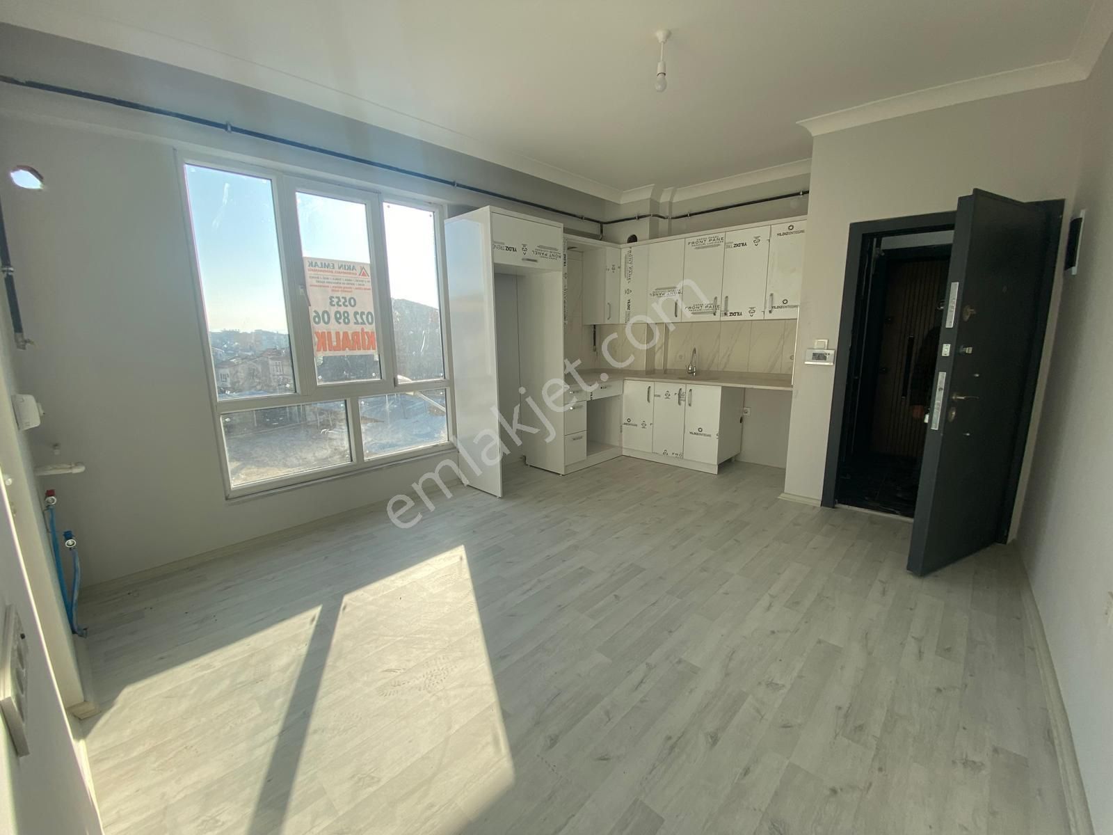 Akın Emlak'tan 1+1 Kiralık Daire