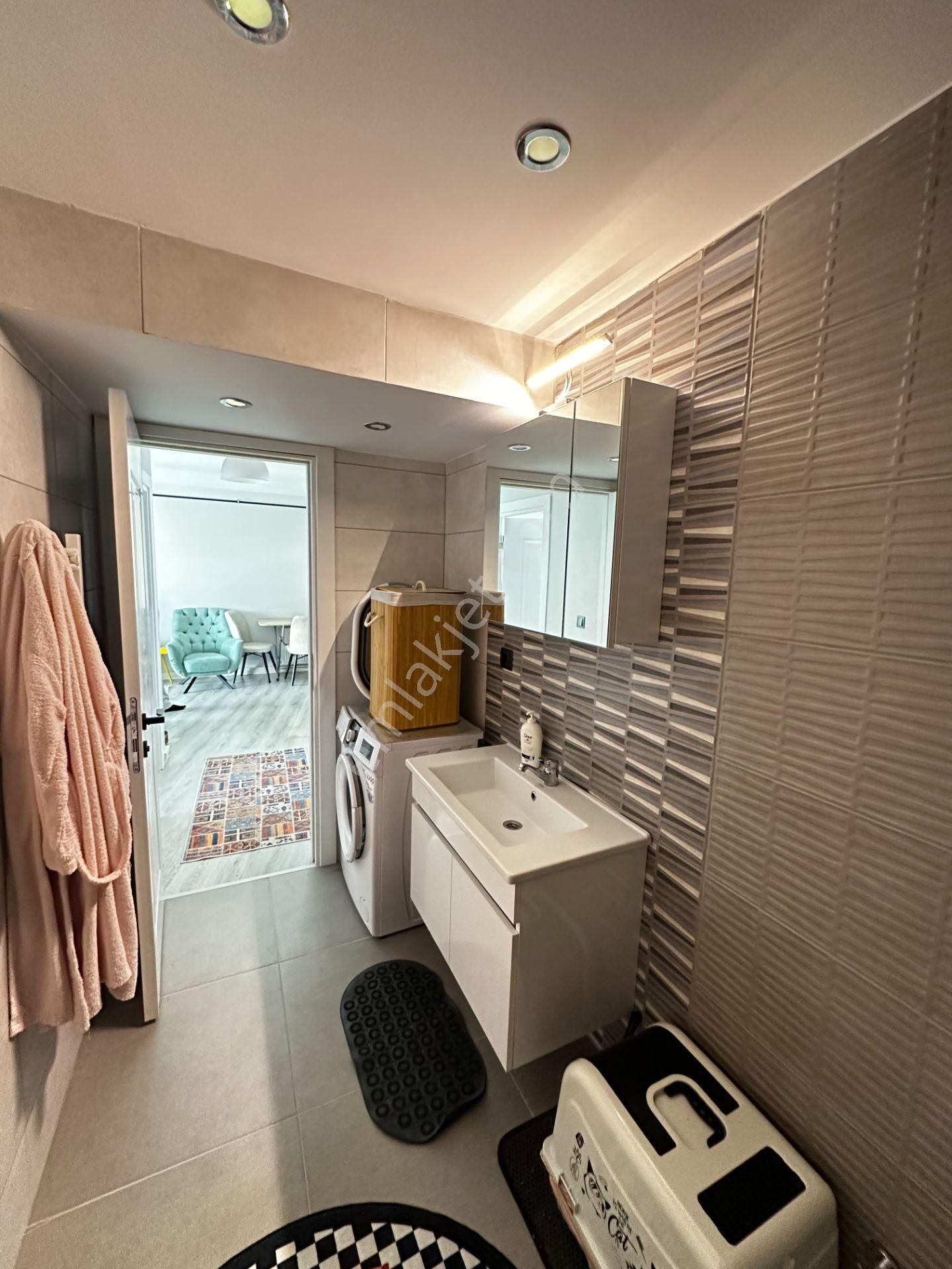 Barbaros Mahallesi Petek Platinyum Evlerinde Full Eşyalı 2+1 - Görsel 24