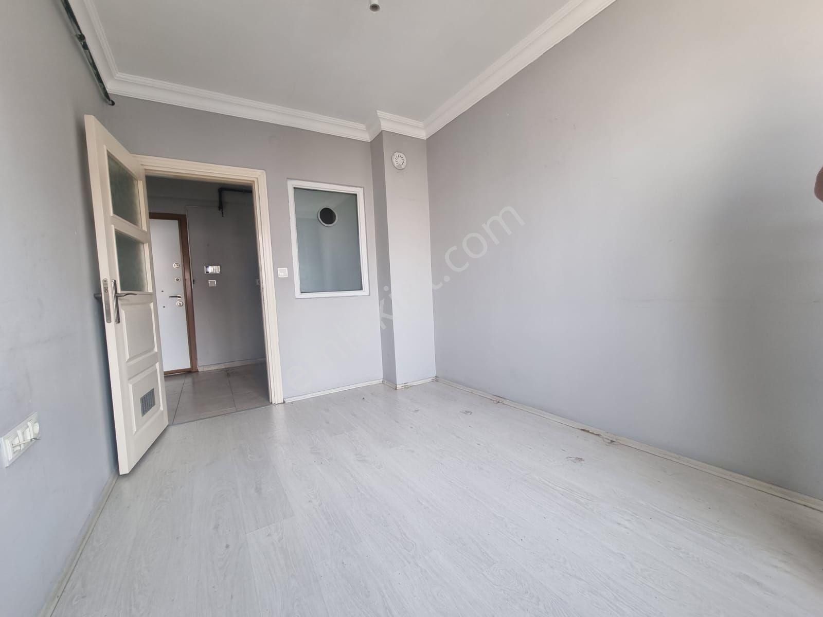 Çamlıca Mahallesinde Yatırım Değeri Yüksek Satılık 1+1 Apart