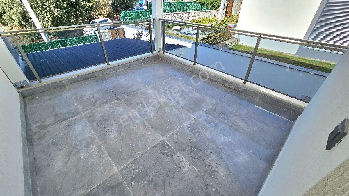 Bodrum Gümüşlükte Satılık 1.000 M2 Arsa İçinde Denize Yakın Özel Havuzlu Tam Müstakil Sıfır Villa - Görsel 22