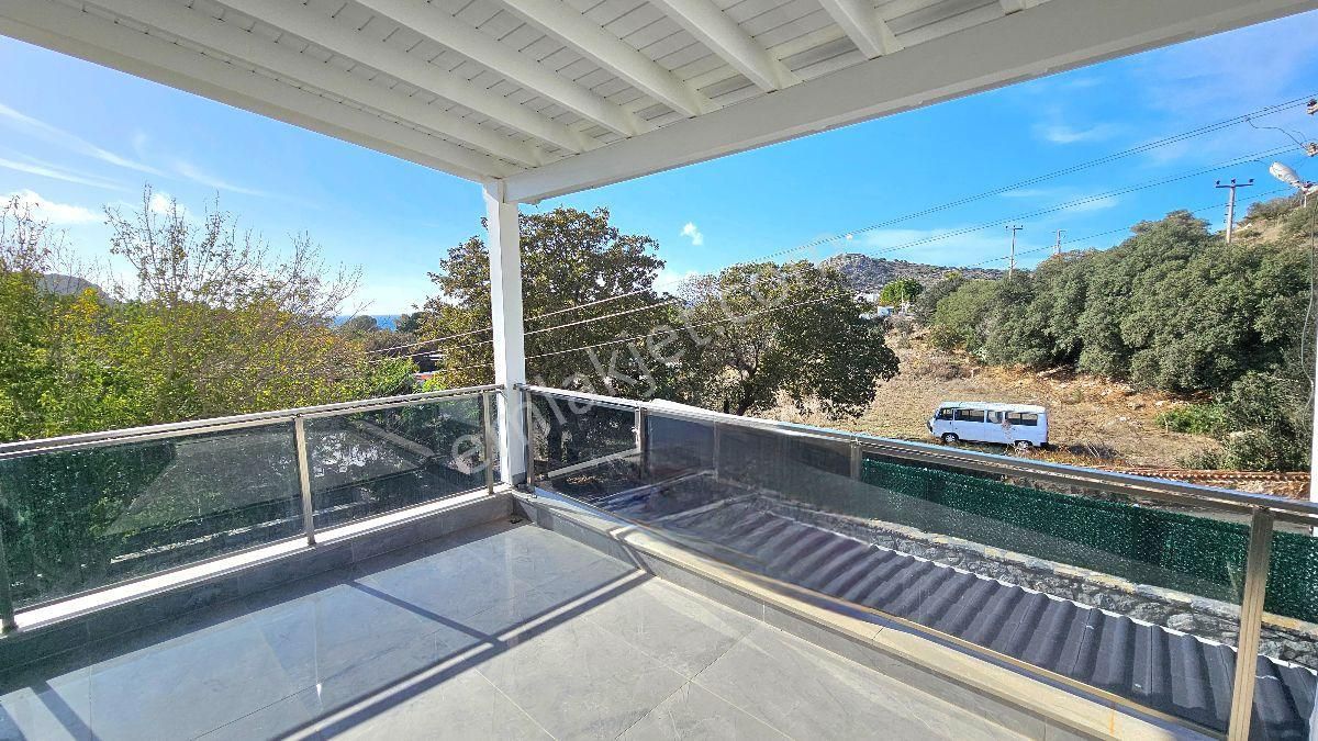 Bodrum Gümüşlükte Satılık 1.000 M2 Arsa İçinde Denize Yakın Özel Havuzlu Tam Müstakil Sıfır Villa - Görsel 23