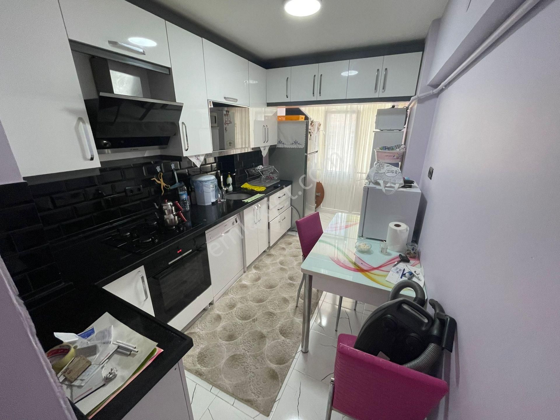 Mareşal Çakmak Mah.de 3+1 Full Yapılı Satıık Daire