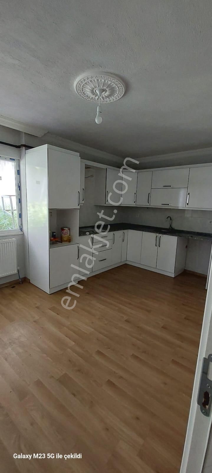 Aydın Nazilli Yöntem Emlaktan Zafer Mah.subaşı Mevki Satılık 3+1 Daire