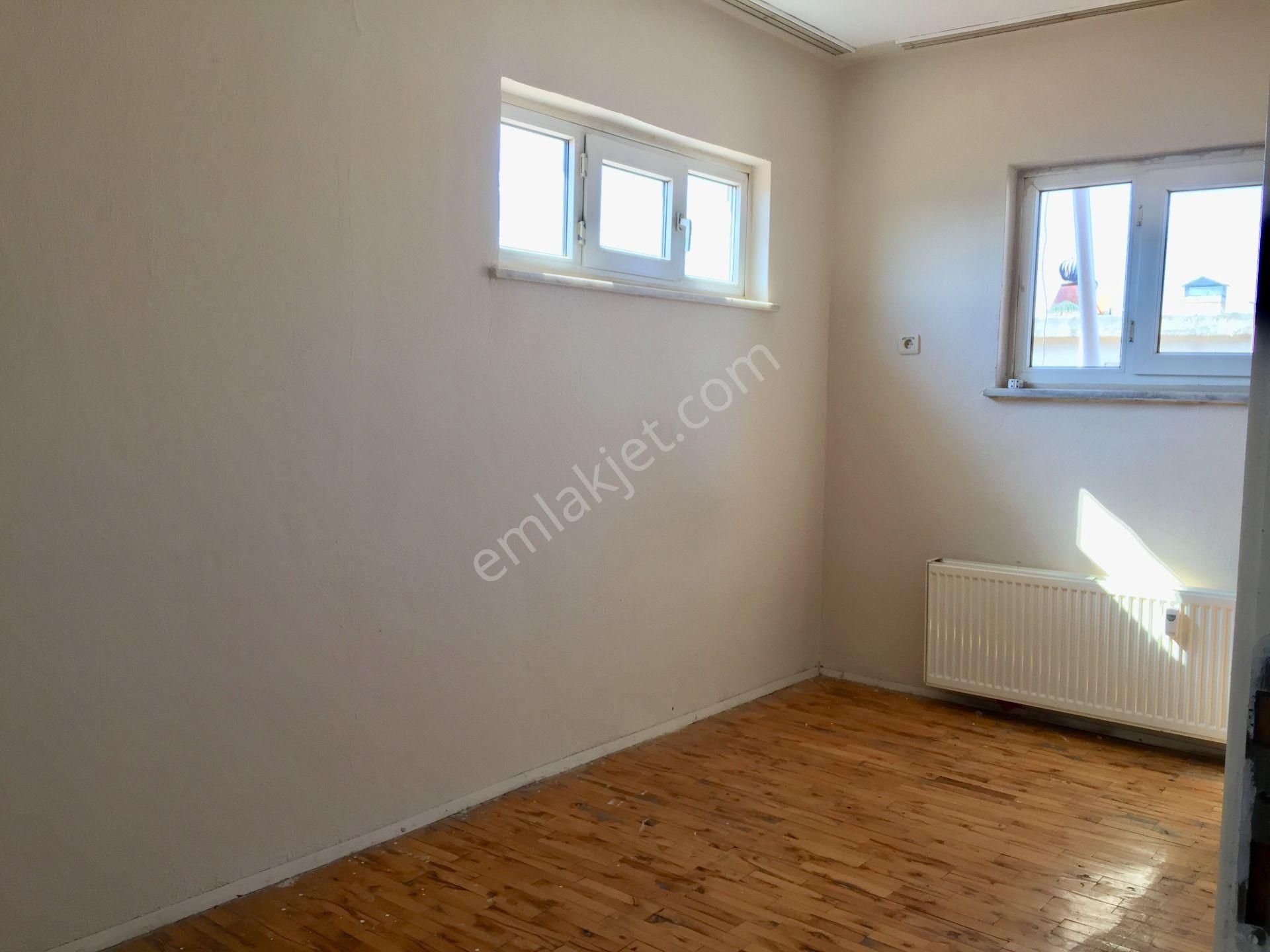 Eab'den Aydın Kiralık 2+0 60 M2 13.kat Cumhuriyet Mahallesi Doğalgazlı Daire - Görsel 4