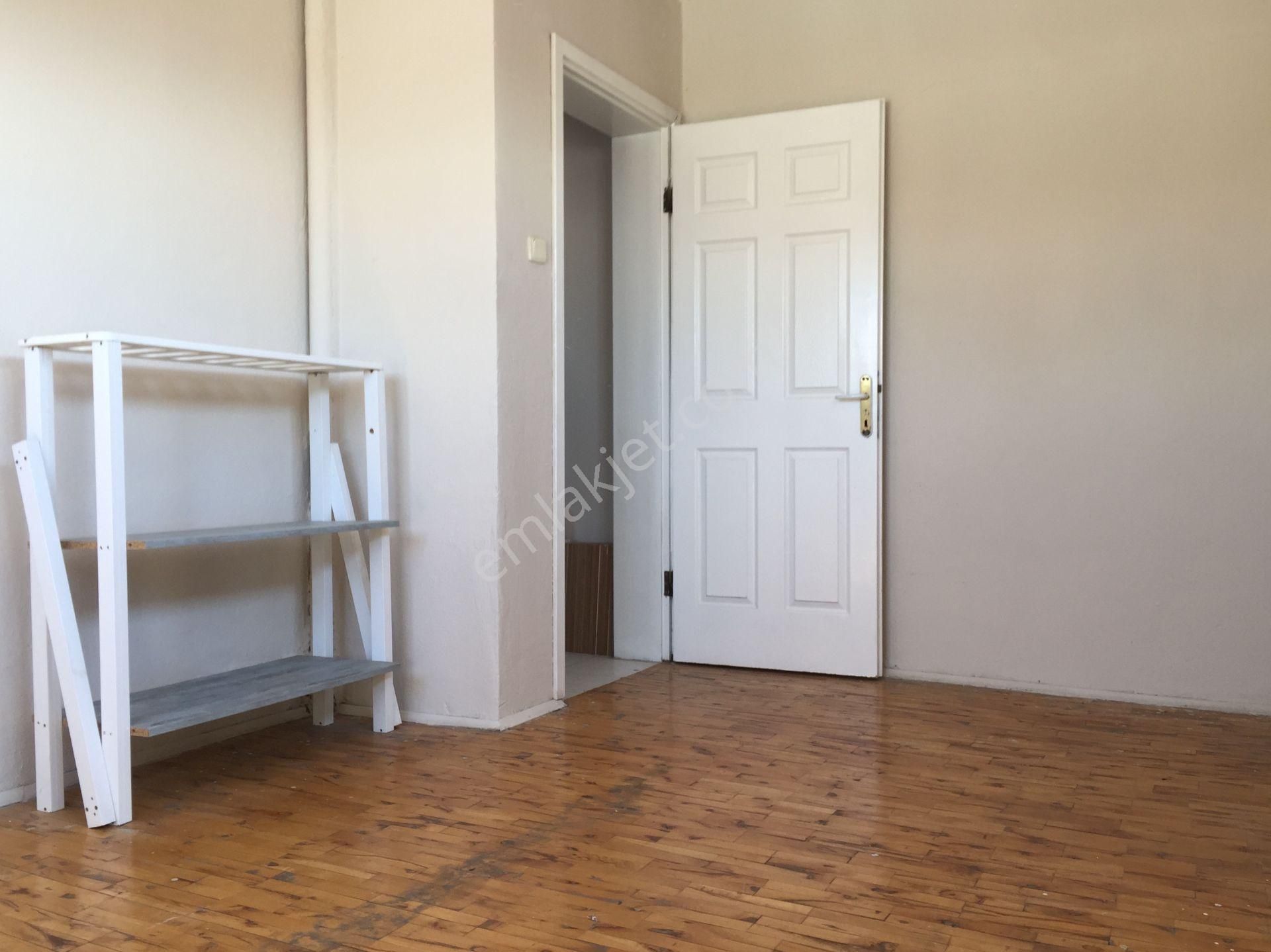 Eab'den Aydın Kiralık 2+0 60 M2 13.kat Cumhuriyet Mahallesi Doğalgazlı Daire - Görsel 2