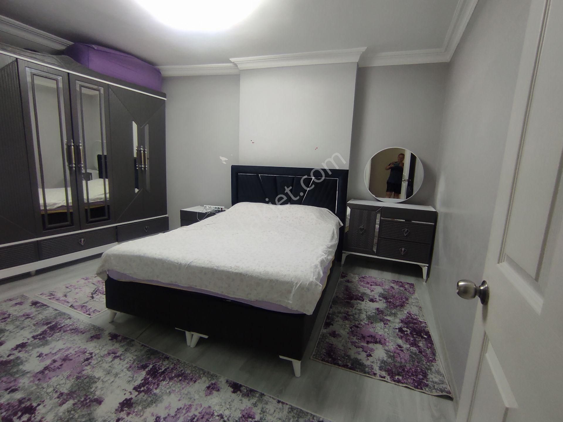 Büşra Gayrimenkulden Çarşı Merkezde Satılık Daire 2+1 Kat 2 Doğalgazlı 105m2 Bina Yaşı 16