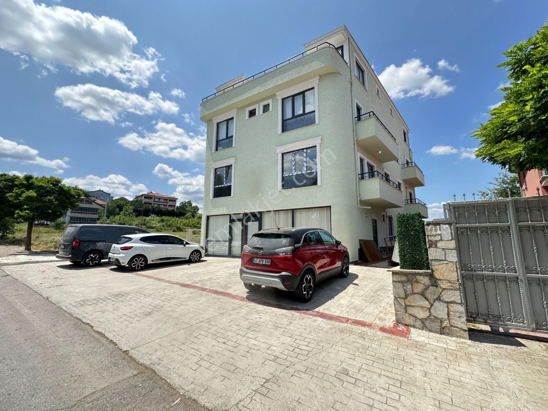 Başiskele Yeşilyurt 2+1 Satılık Arakat Sıfır Daire