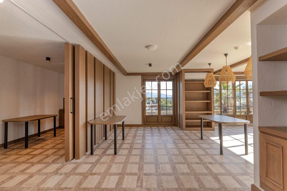 Bodrum Merkez Yokuşbaşında Satılık Özel Havuzlu Geniş Bahçeli Müstakil Villa - Görsel 10