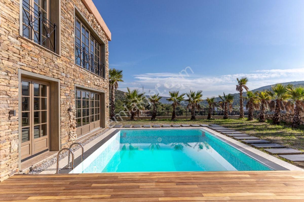 Bodrum Merkez Yokuşbaşında Satılık Özel Havuzlu Geniş Bahçeli Müstakil Villa - Görsel 13