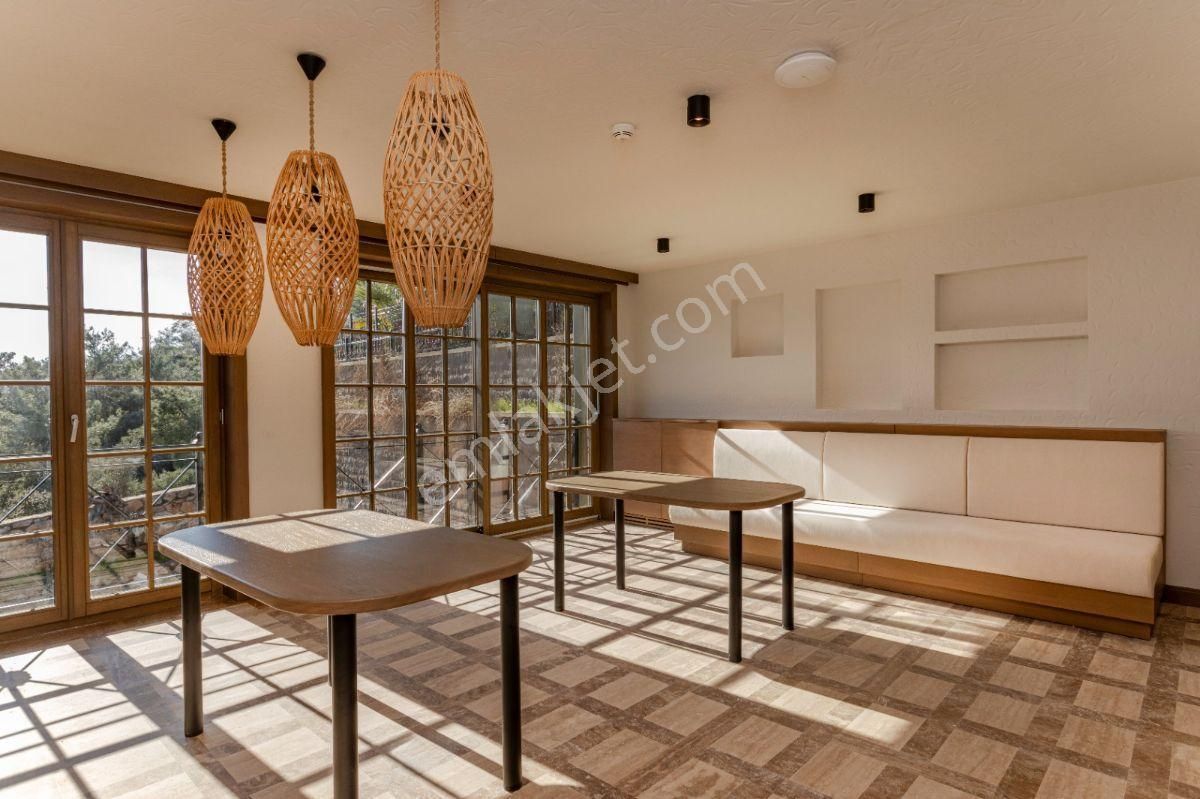 Bodrum Merkez Yokuşbaşında Satılık Özel Havuzlu Geniş Bahçeli Müstakil Villa - Görsel 25