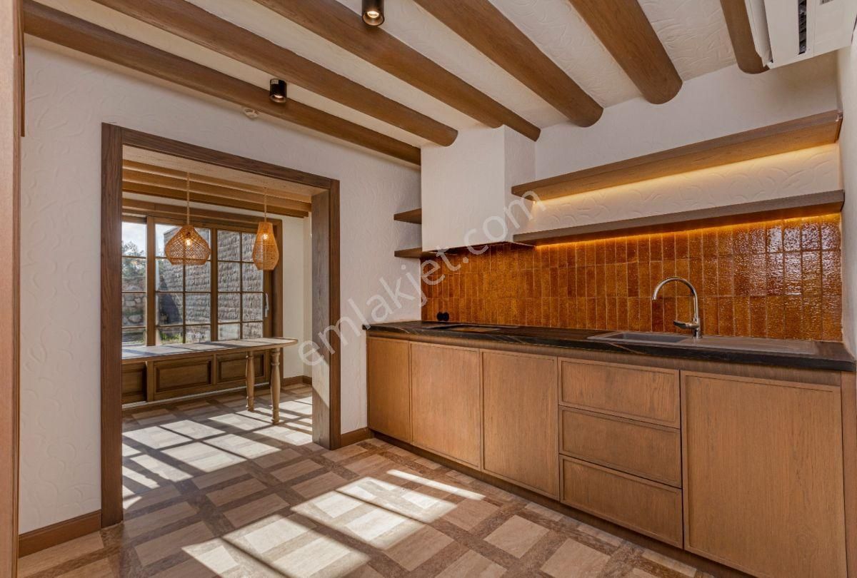 Bodrum Merkez Yokuşbaşında Satılık Özel Havuzlu Geniş Bahçeli Müstakil Villa - Görsel 18