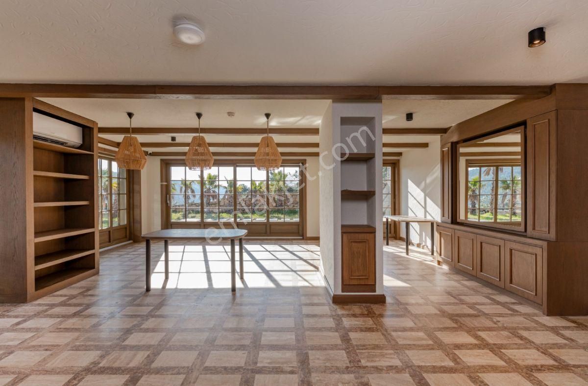 Bodrum Merkez Yokuşbaşında Satılık Özel Havuzlu Geniş Bahçeli Müstakil Villa - Görsel 12