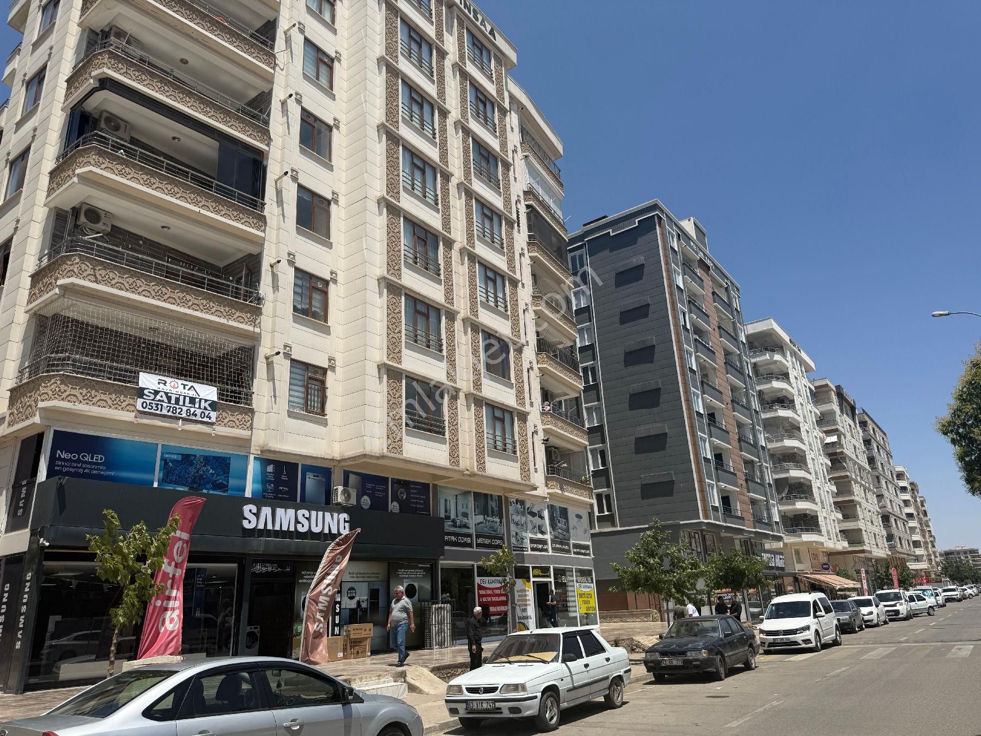 Rota Emlâk Tan Sırın Karşiyaka Da Satılık 4+1