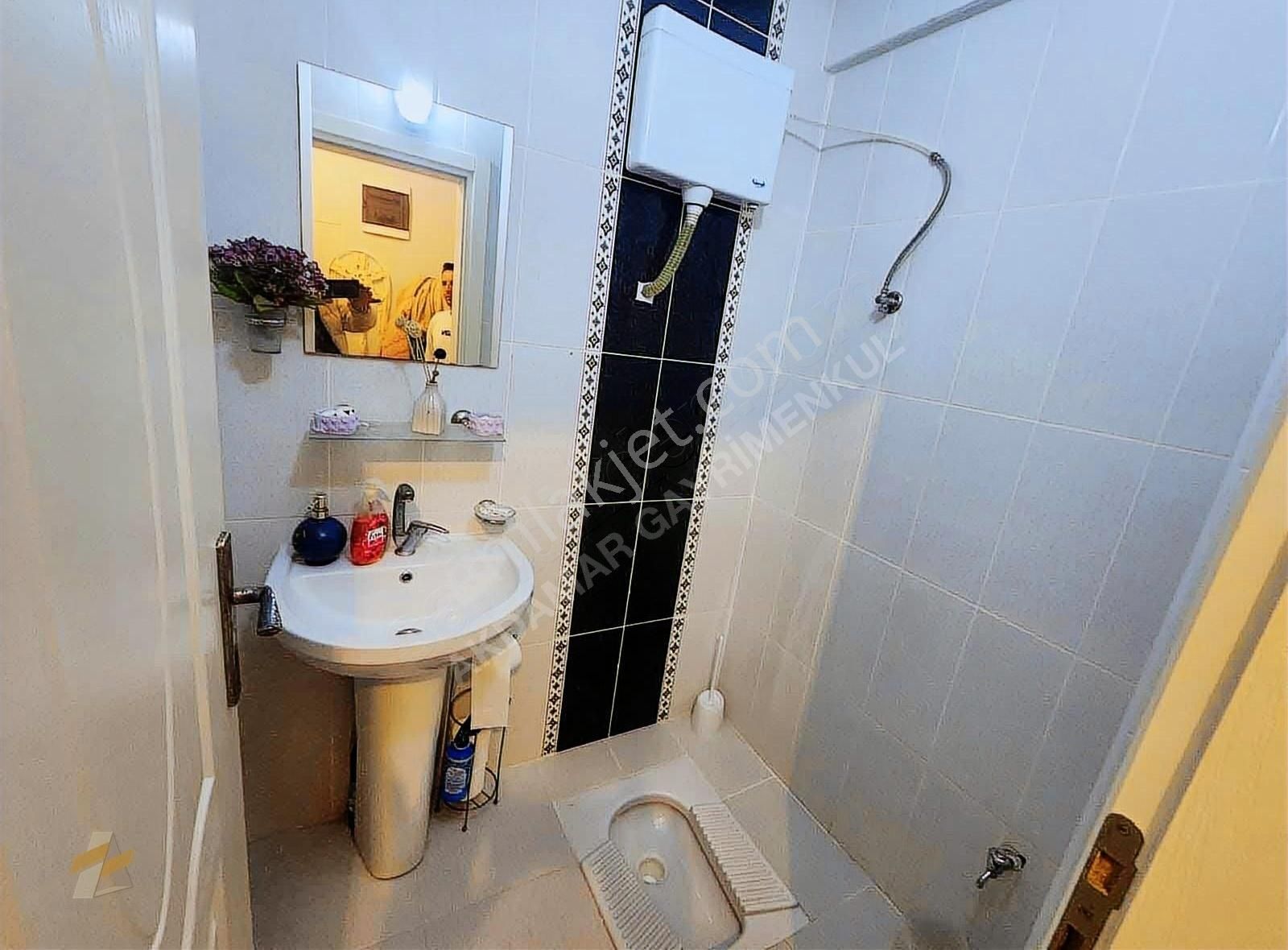 Cami Mahallesi Giriş Kat 3+1 Daire