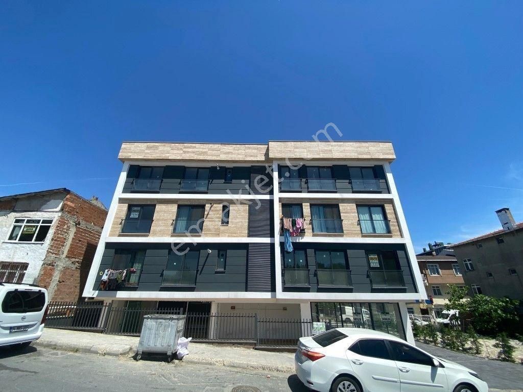 Beylikdüzü Kavaklı Merkezde 2+1 75 M2 Satılık Yeni Binada Daire