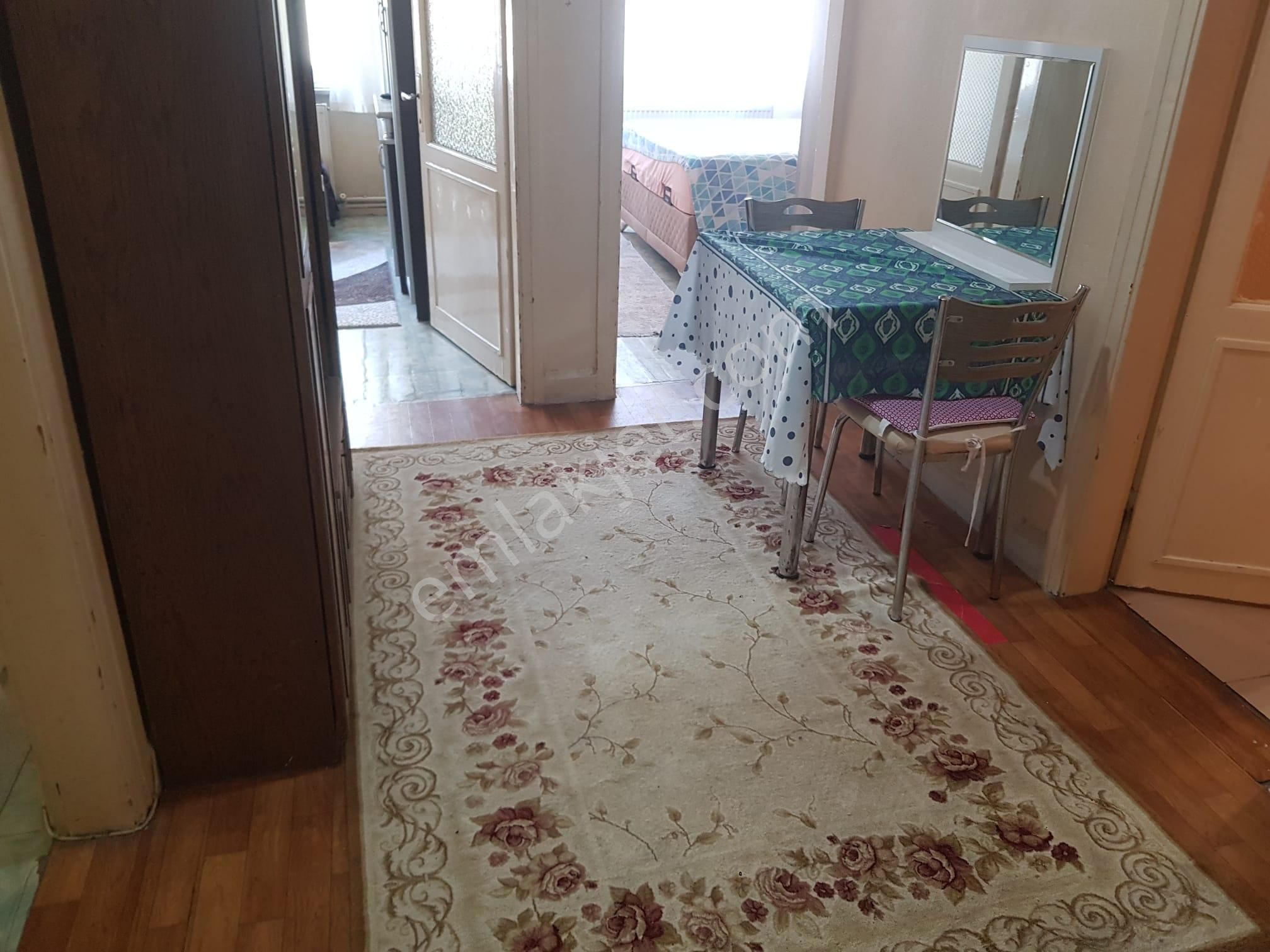 Hastahanelere Yakın 2 Oda 1 Salon Kombili, Full Eşyalı Daire