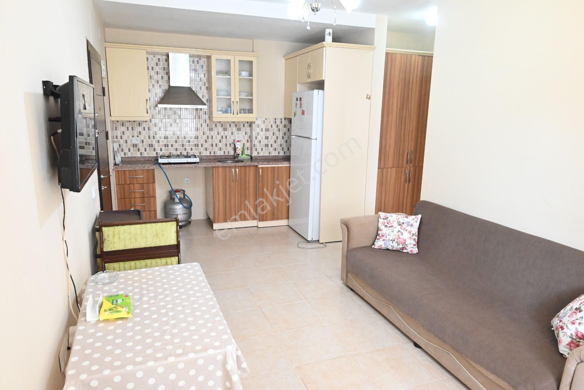 Mersin Çiftlikköy Mah 1+1 Eşyalı Zemin Kat Kiralık Daire