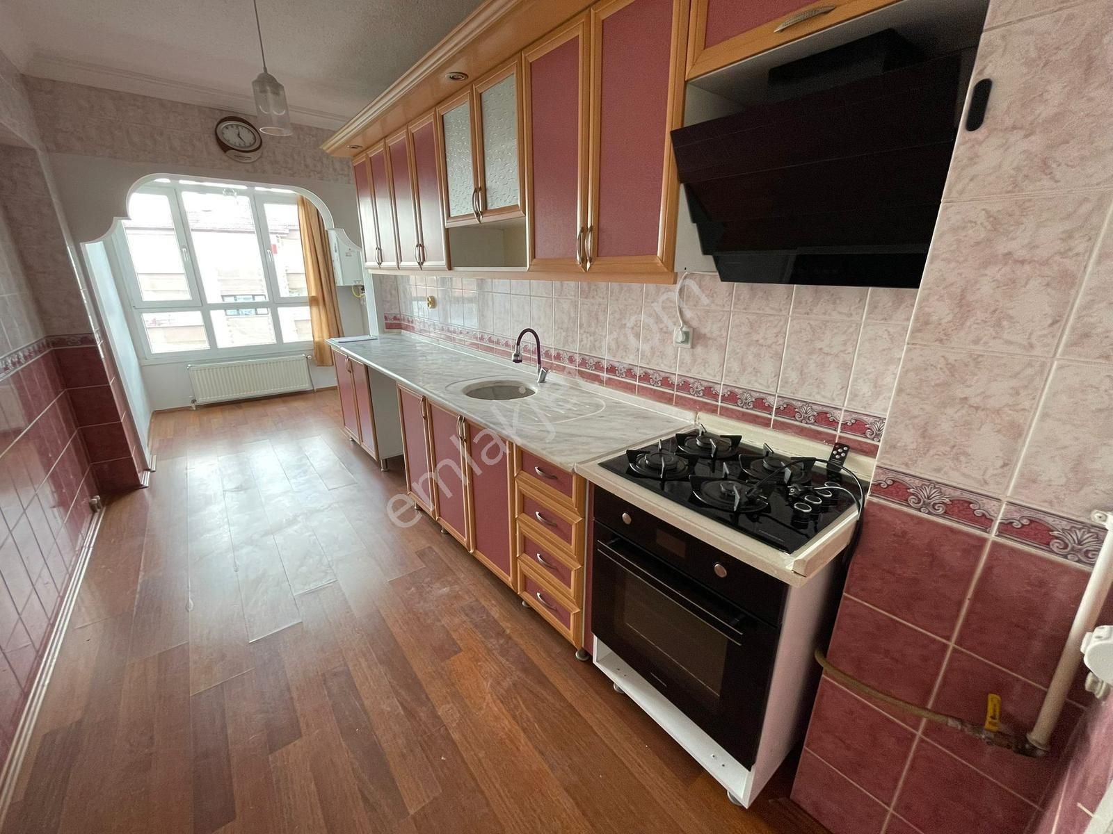 Andiçen Mah'de 3+1 Deprem Projeli 125m2 Daire!