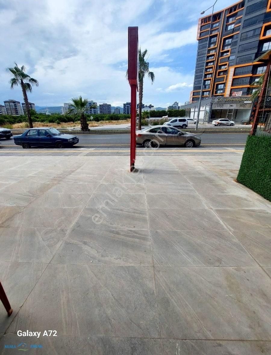 Diamond Dan Yaşardoğu Caddesine Sıfır Kiralık Dükkan