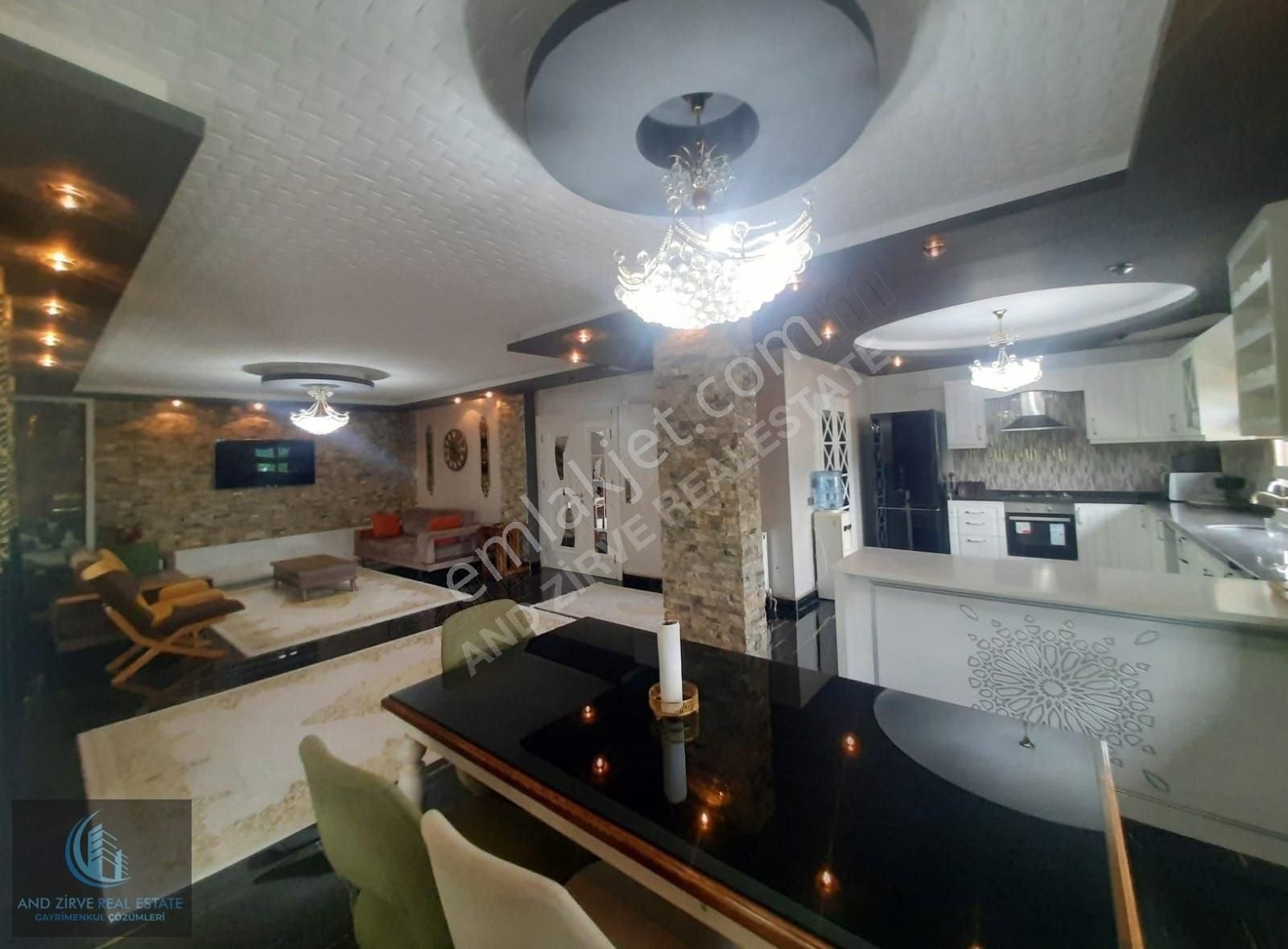 Lüks Full Eşyalı Özel Havuzlu Kombili 7/24 Güvenlik 5+1 Villa