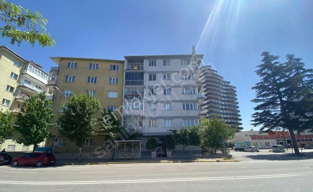 Osmangazi Mh Basın Şehitleri Cd Cadde Üstü Manzaralı 2+1