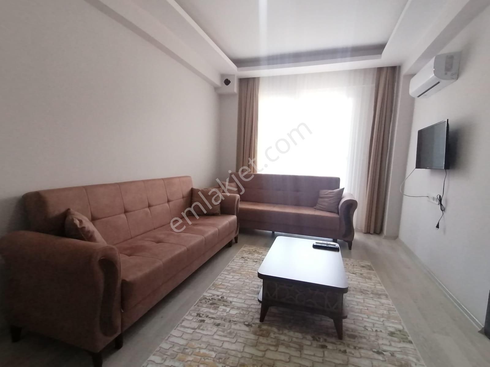 Dalaman Merkez’de Asansörlü Binada Eşyalı 1+1 Daire Satılık