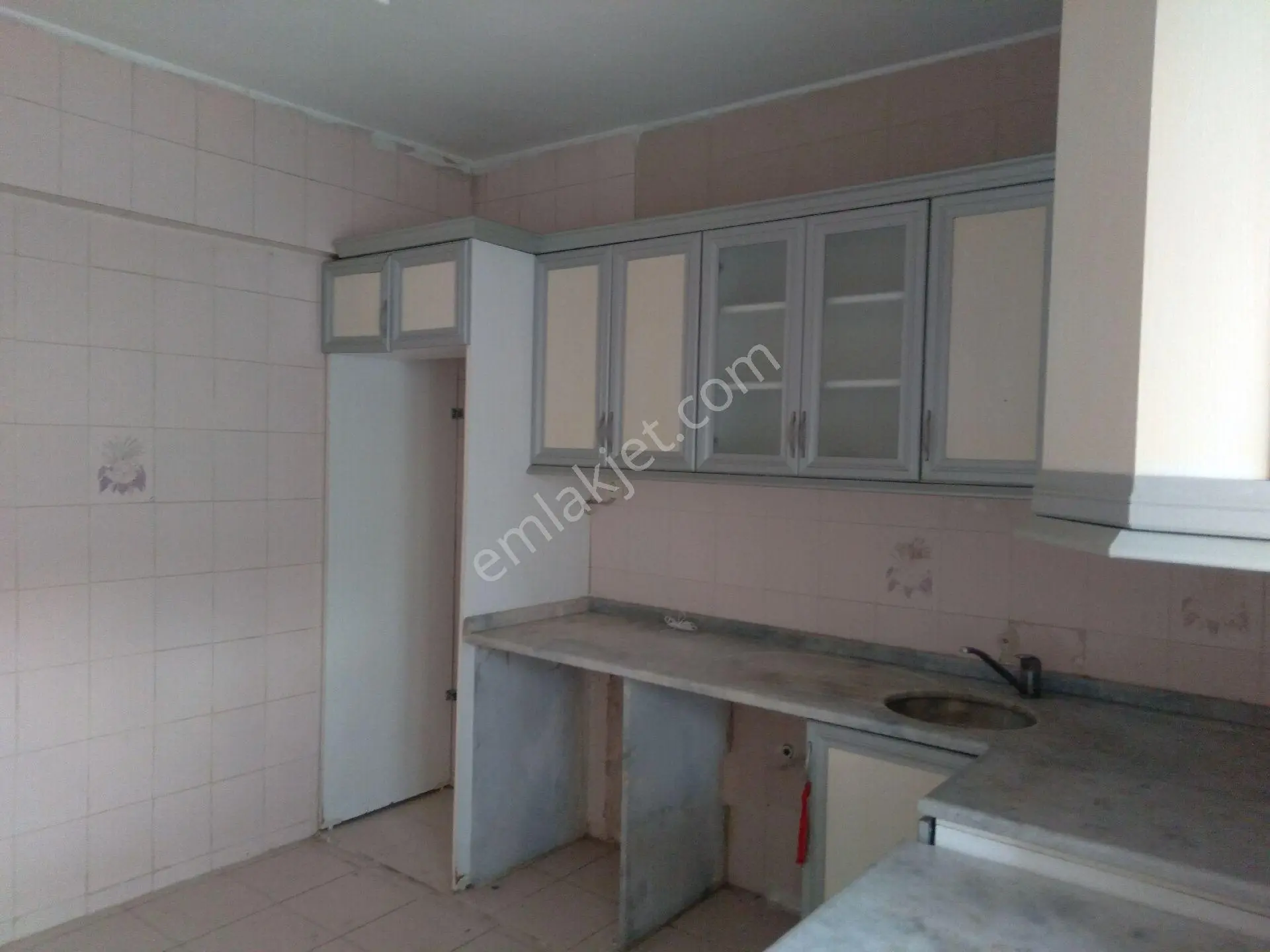 4 Oda Doğalgazlı Temiz Merkezi Konumda - Görsel 2