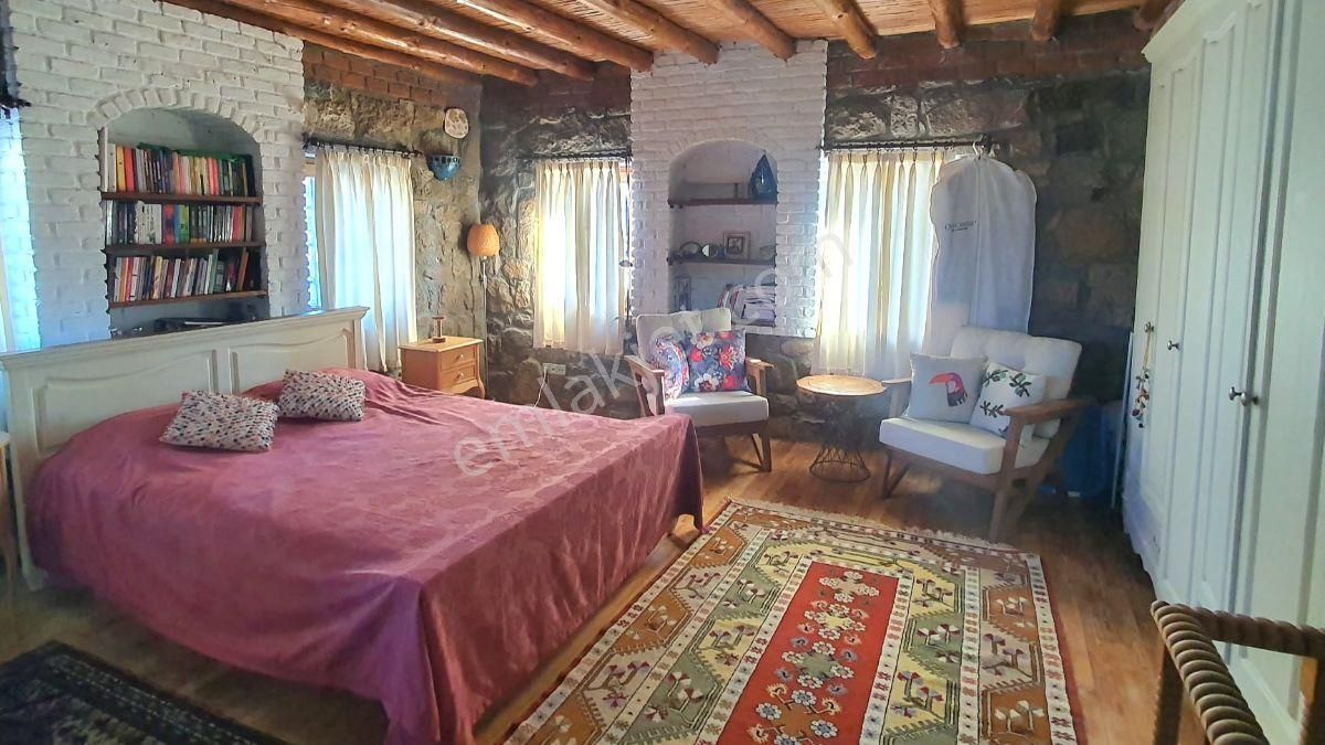 Bodrum Gümüşlük Merkezde Satılık Tam Müstakil Merkezi Taş Ev - Görsel 16