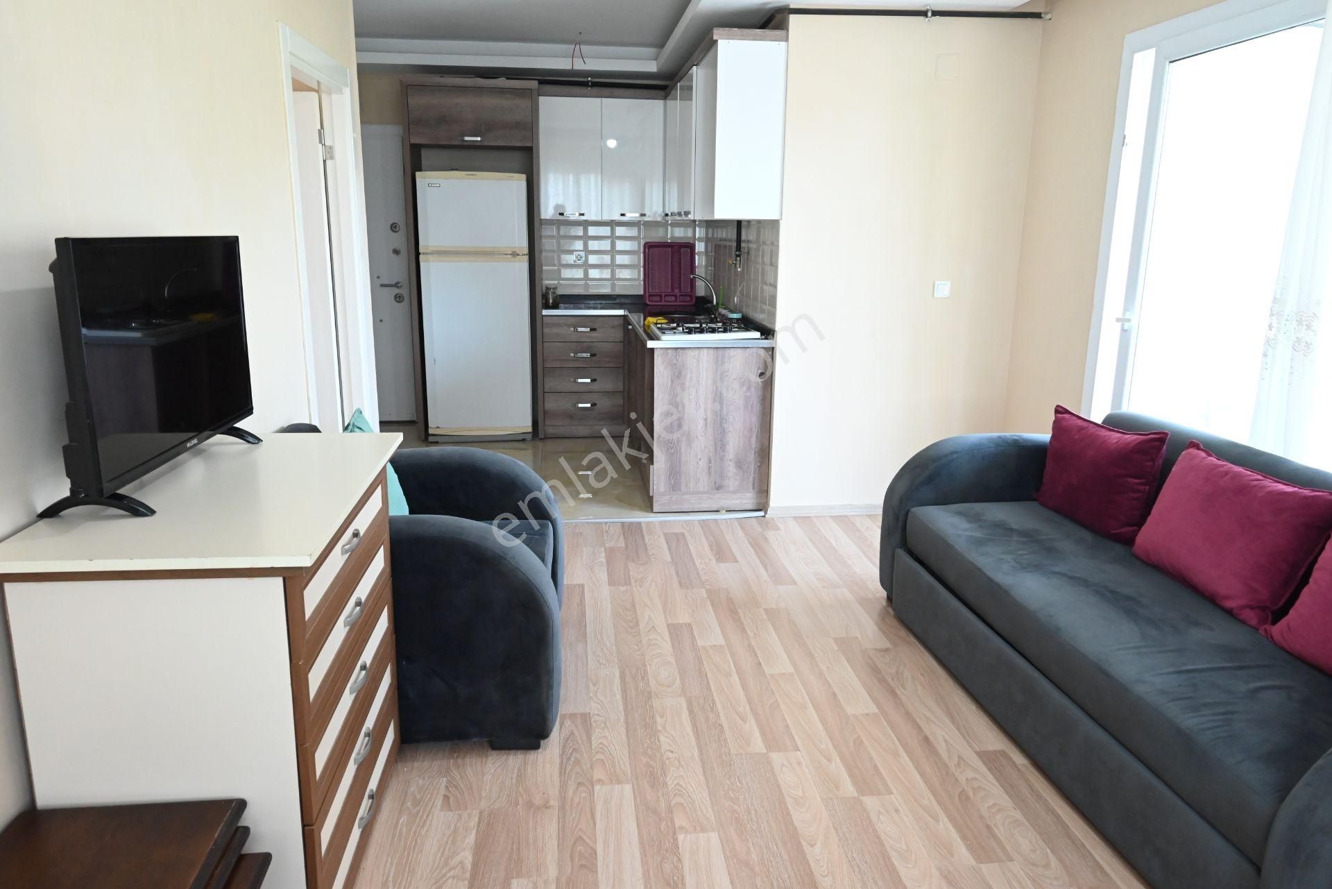 Mersin Yenişehir Çiftlikköy Mah 1+1 Eşyalı Kiralık Daire