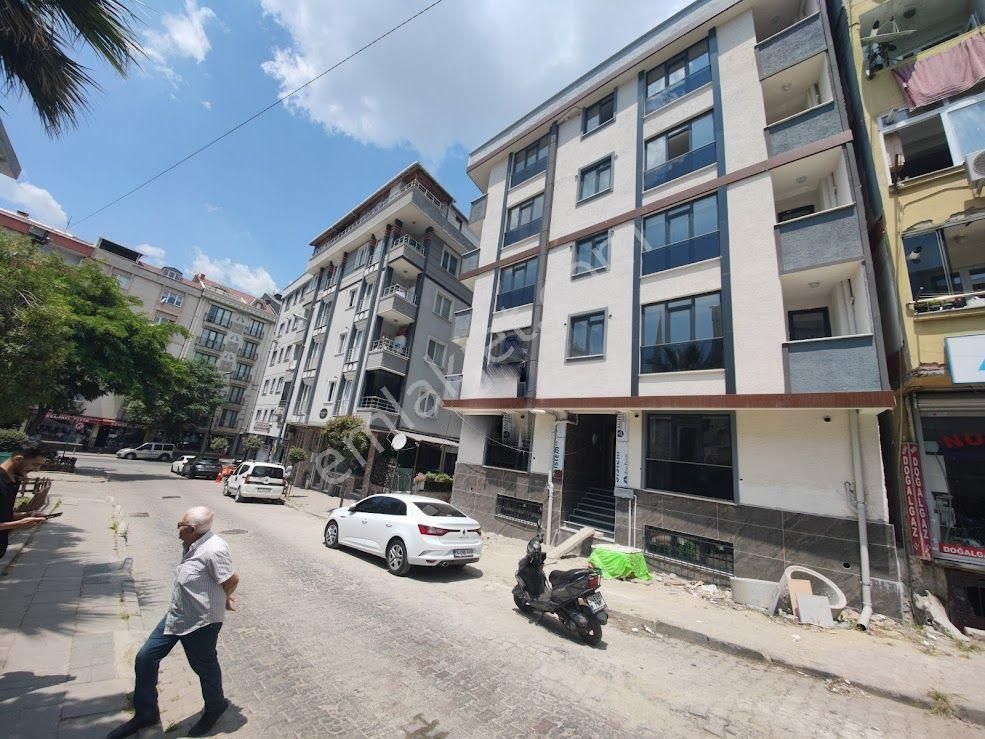 Yıldız Dan Hürriyette Caddeye Yakın Sıfır Kredili 2+1 Daireler