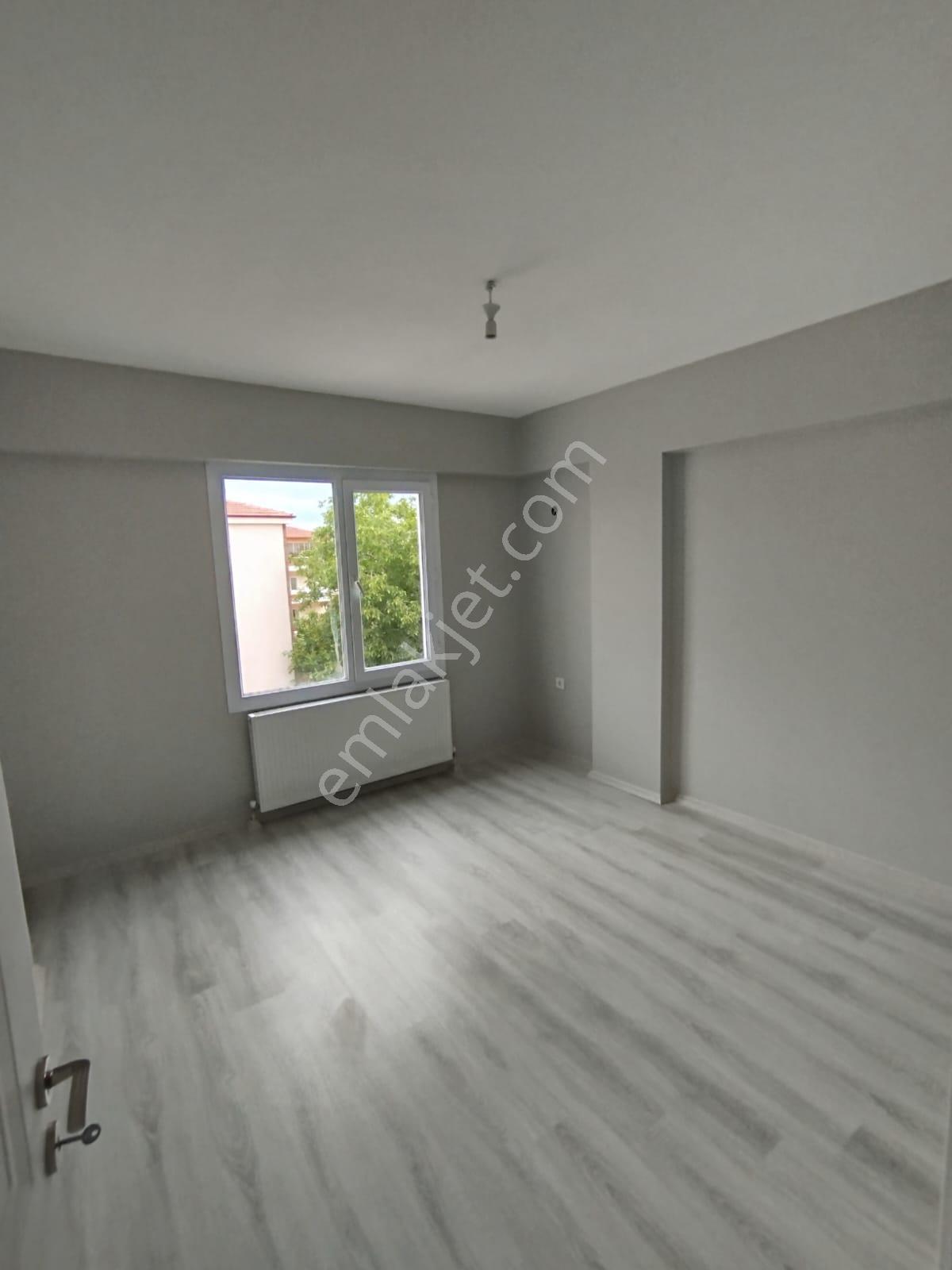 İstasyon Mahallesinde Kiralık 2+1 Sıfır Daire - Görsel 3
