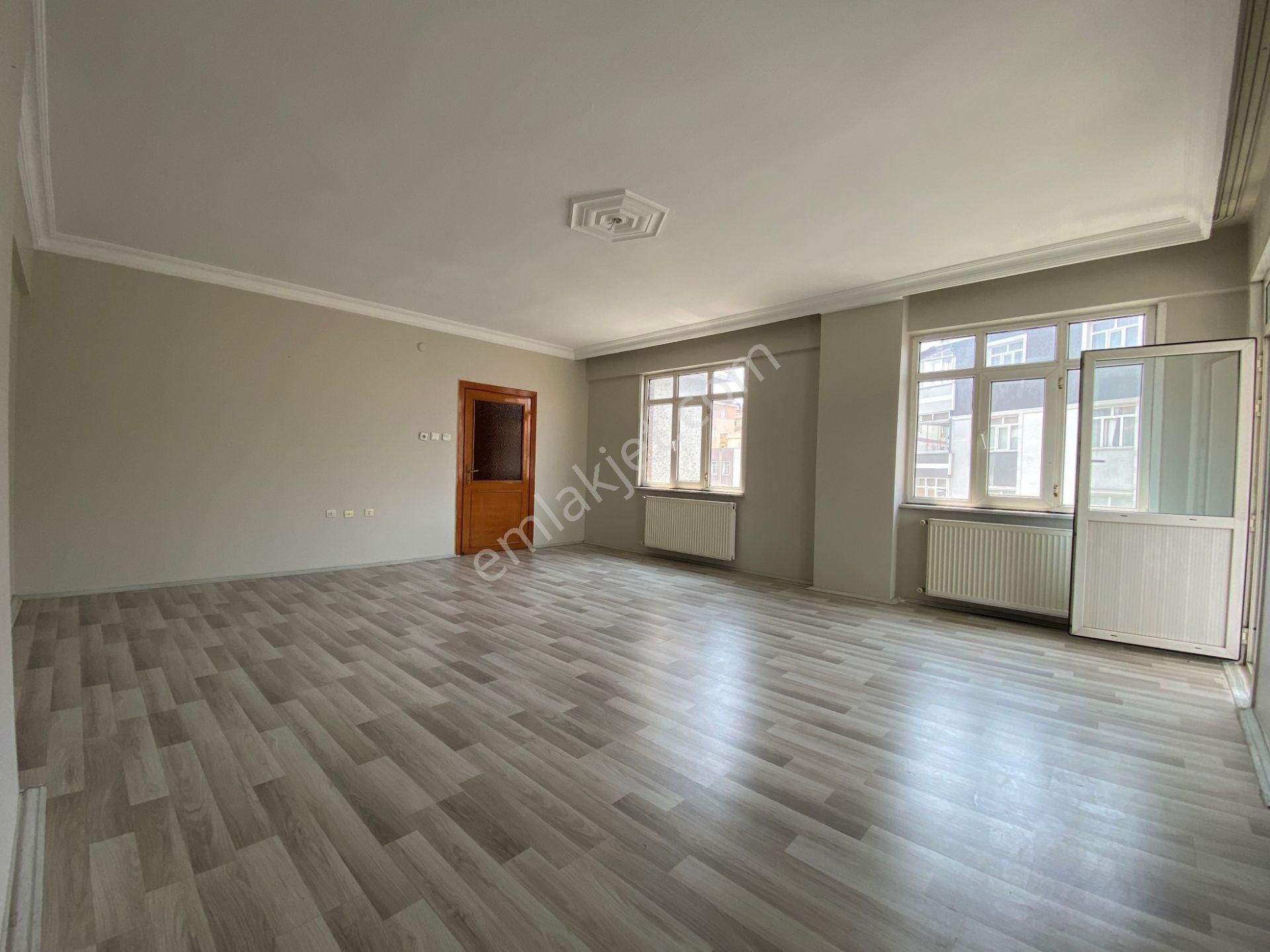 İstanbul House'dan B.evler'de 3+1 Boş Temiz Oturuma Hazır - Görsel 6