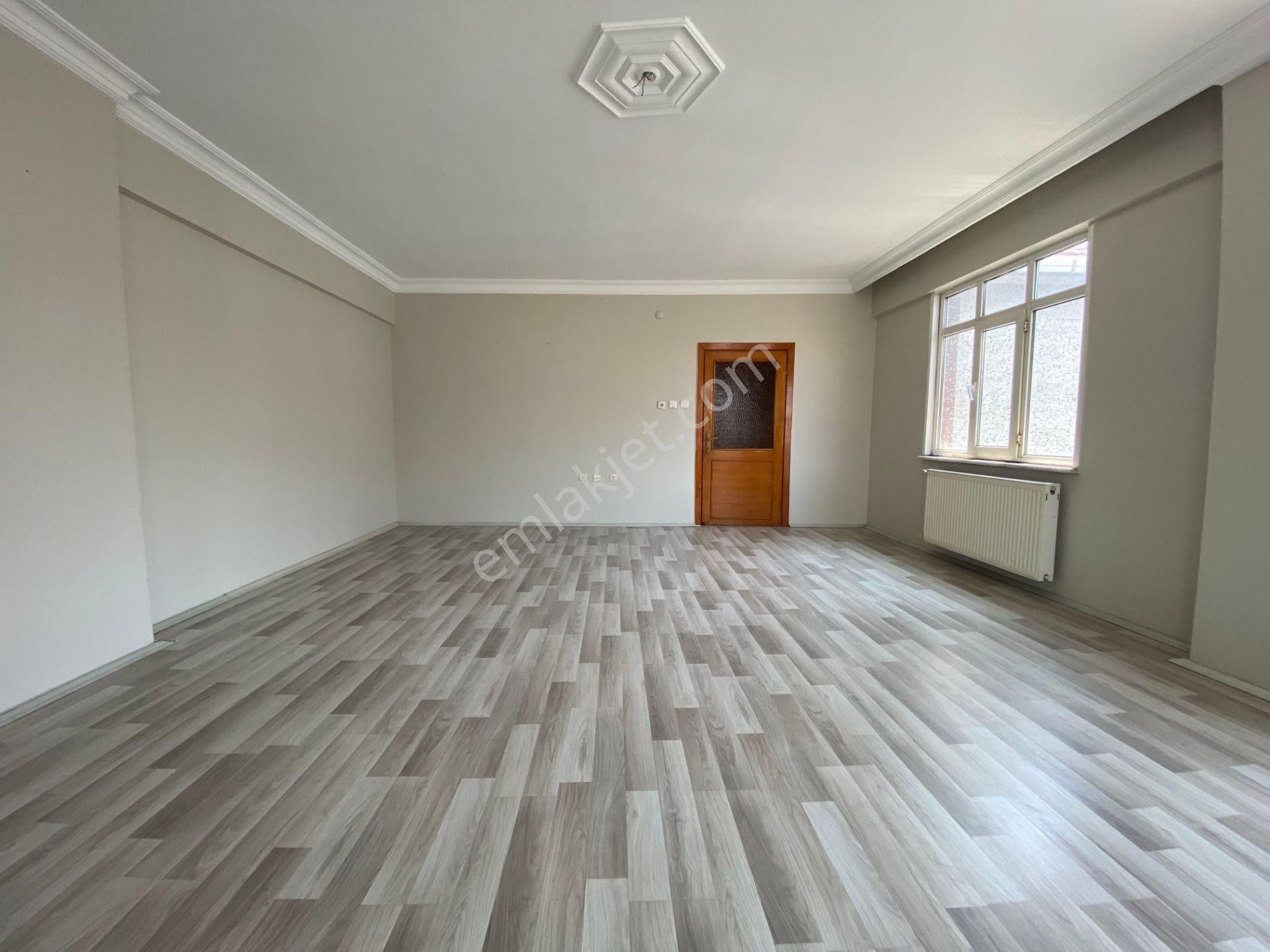 İstanbul House'dan B.evler'de 3+1 Boş Temiz Oturuma Hazır - Görsel 7