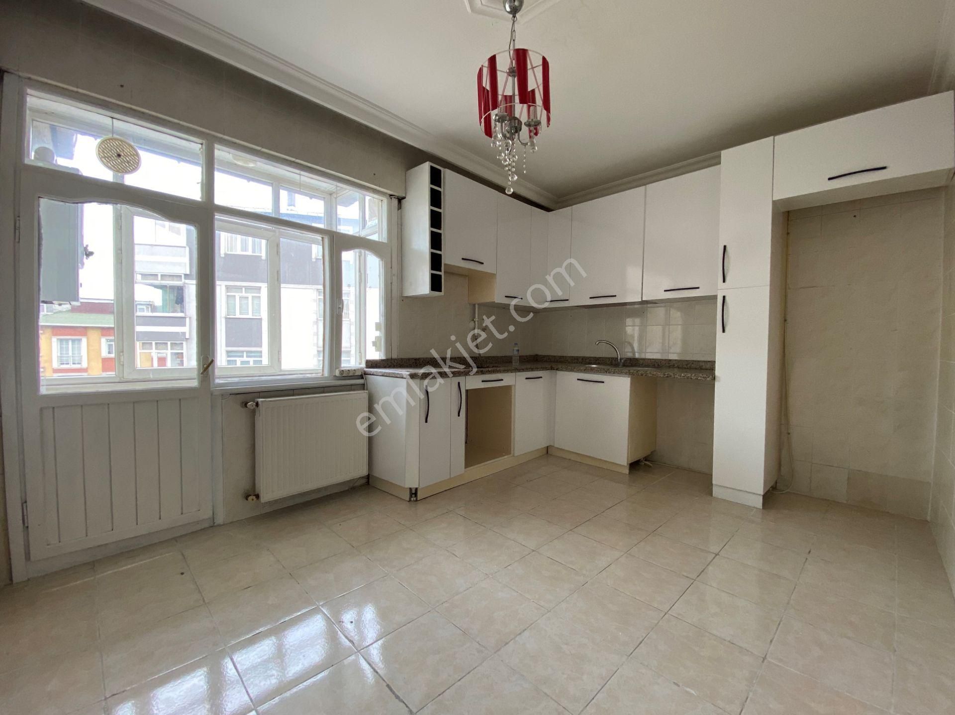 İstanbul House'dan B.evler'de 3+1 Boş Temiz Oturuma Hazır - Görsel 15