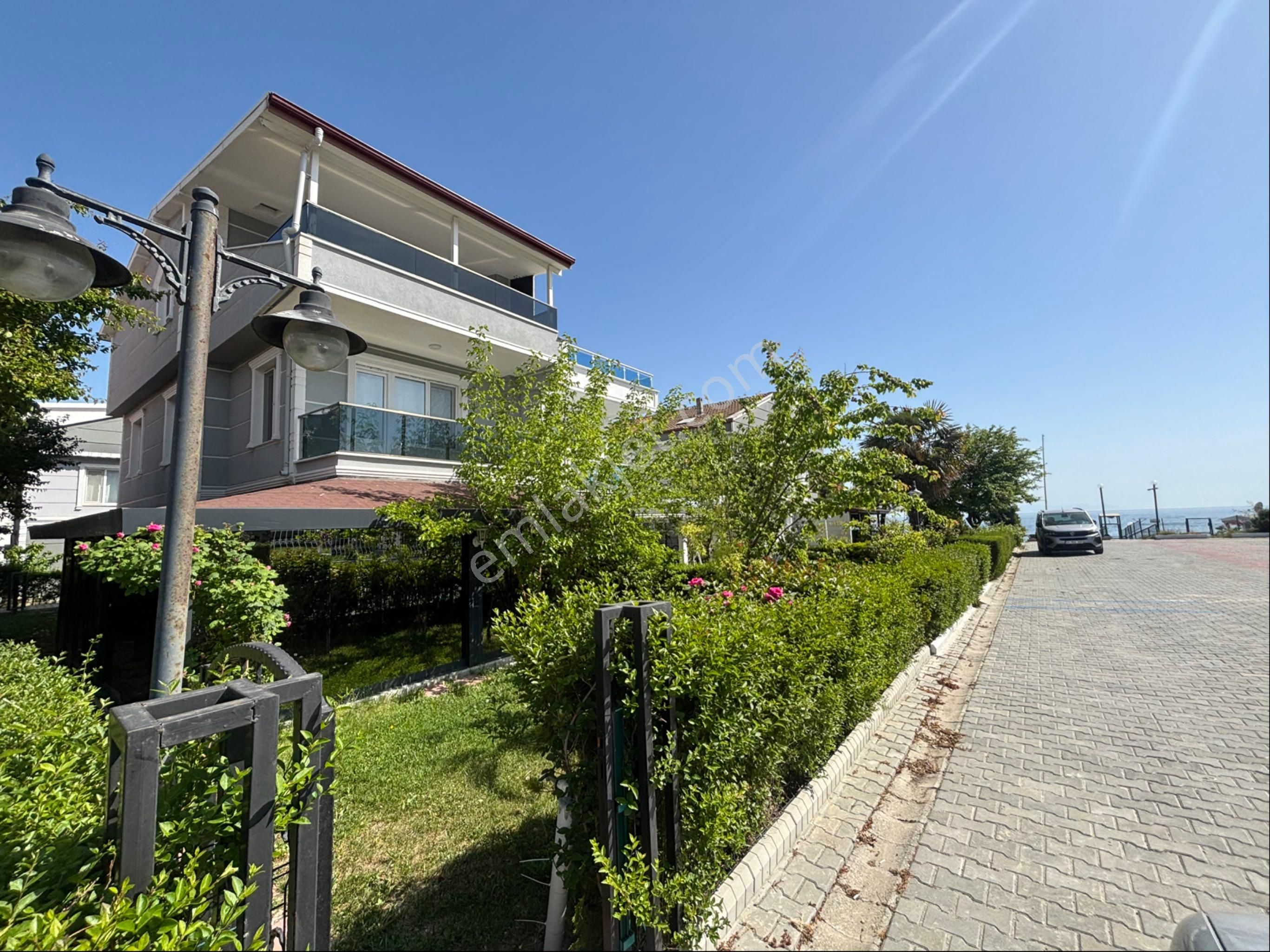 ⫷█ Kd Grup █⫸denize Sıfır Havuzlu Sitede 5+1 Lüks Villa!!!
